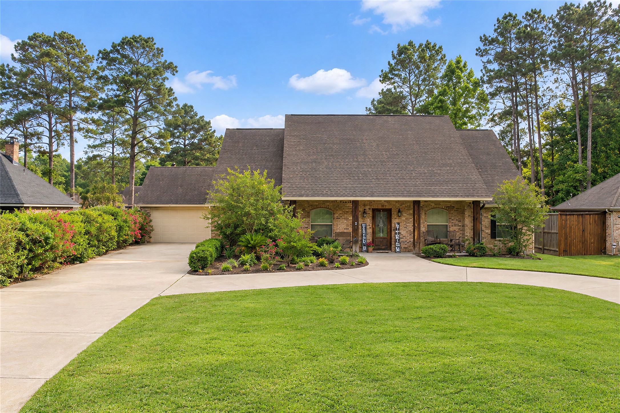 1335 Tallow Circle Property Photo 1