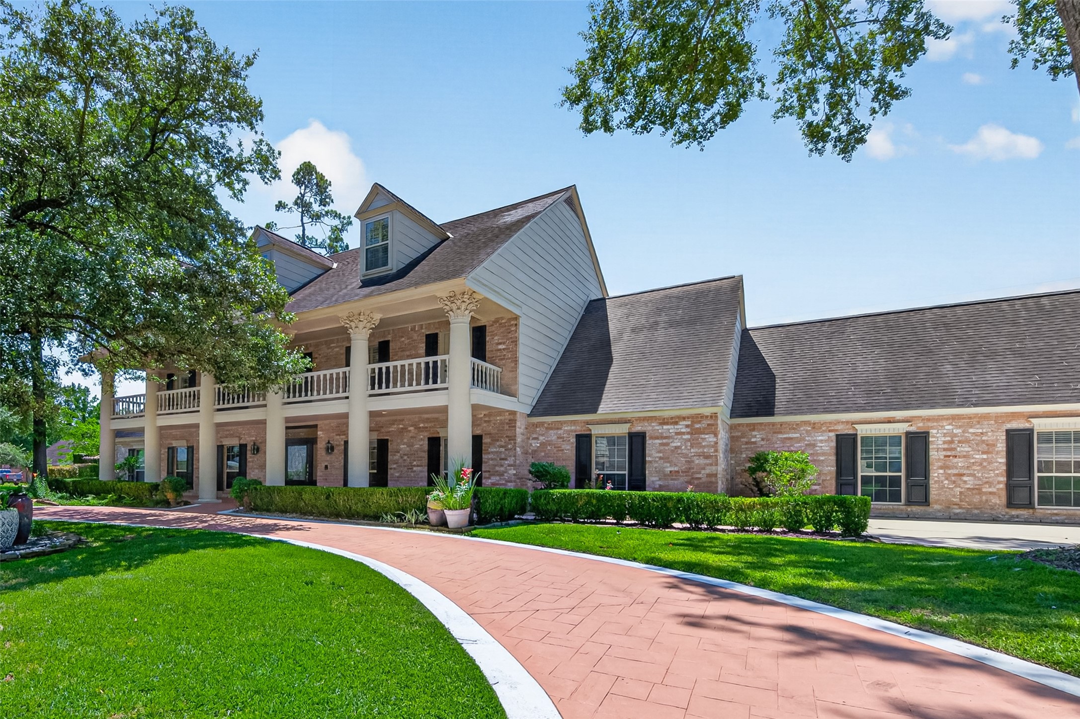 9303 Tranquil Park Drive Property Photo 4