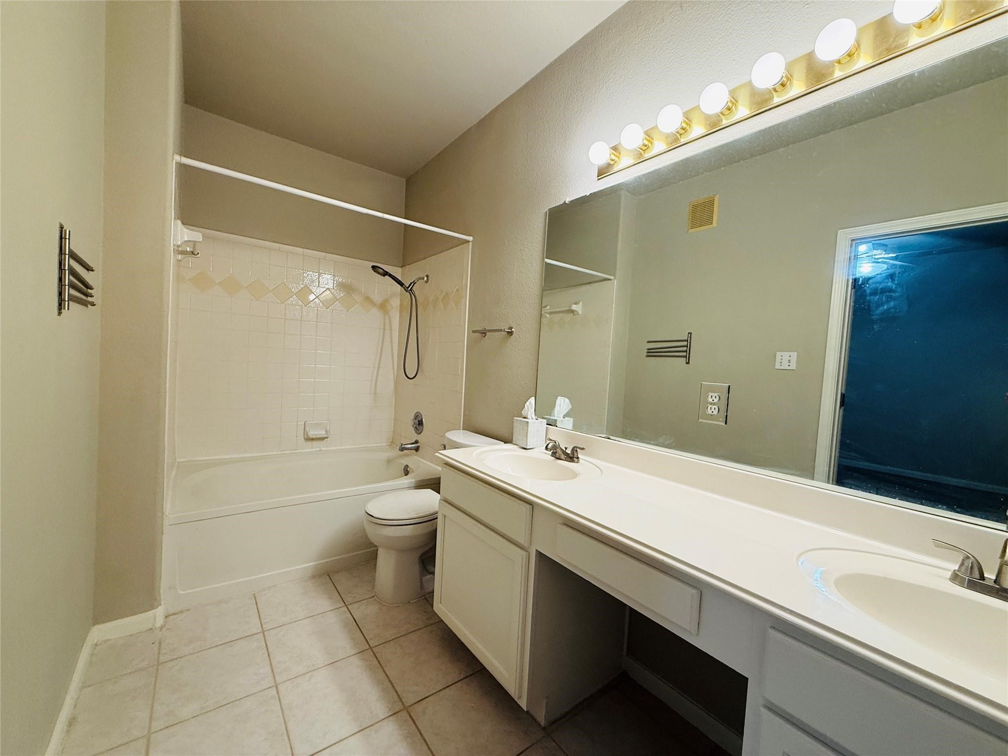 2100 Pipers Field Drive 55 Property Photo 23