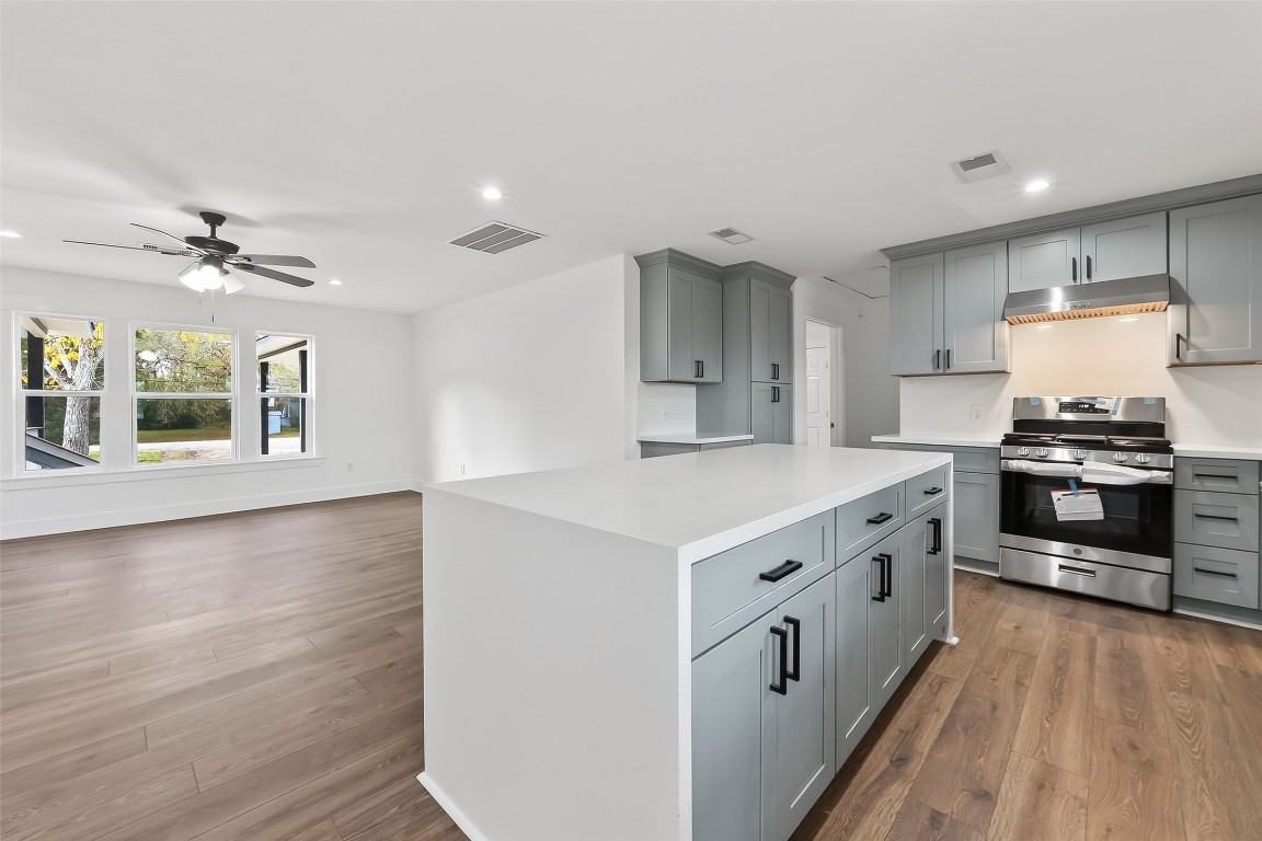 2311 8th Street Property Photo 9
