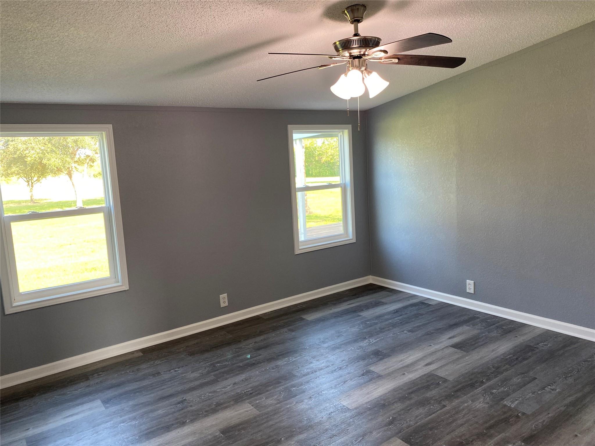 6115 S Highway 35, Alvin Tx 77511 Property Photo 10