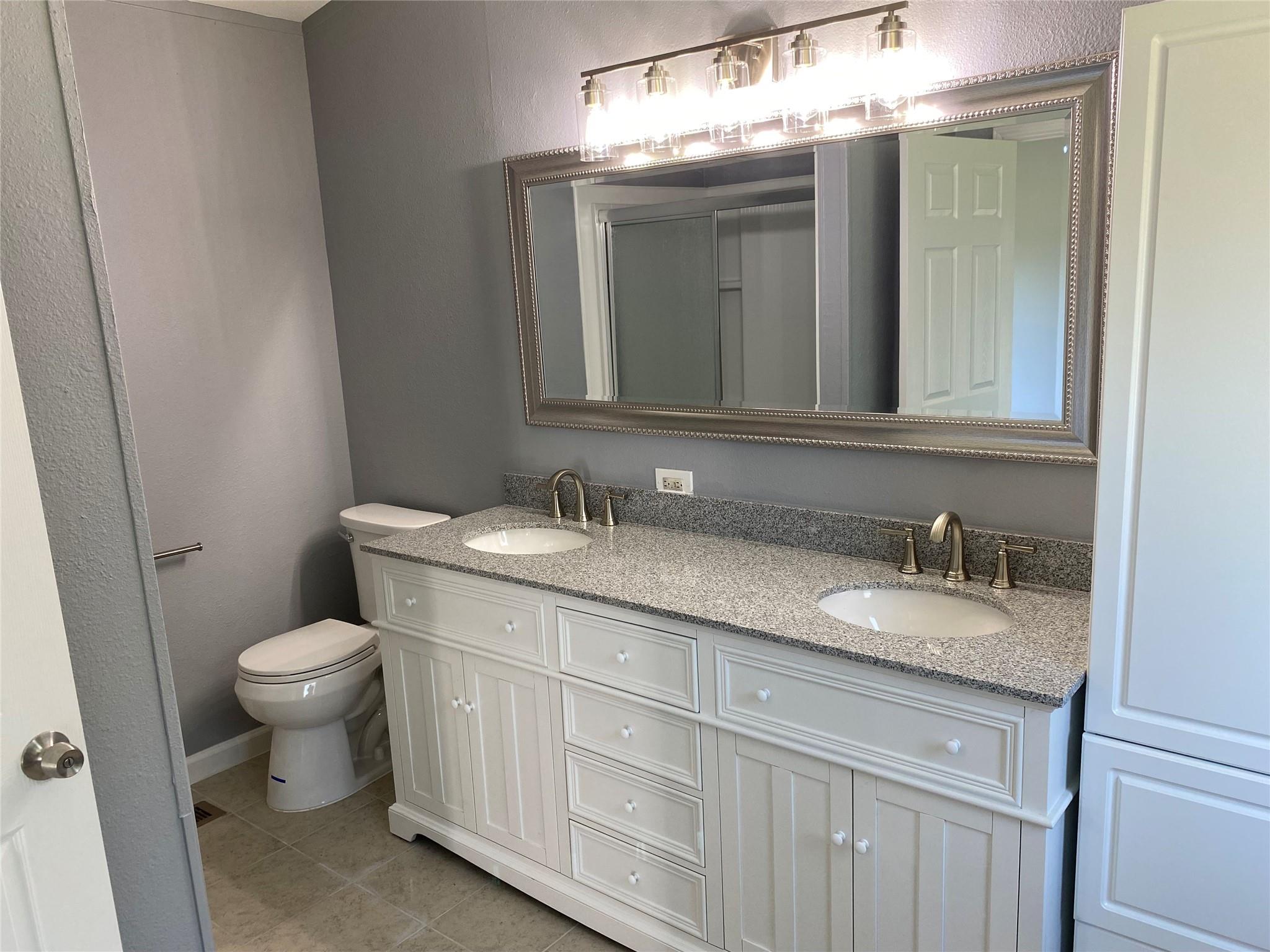 6115 S Highway 35, Alvin Tx 77511 Property Photo 13