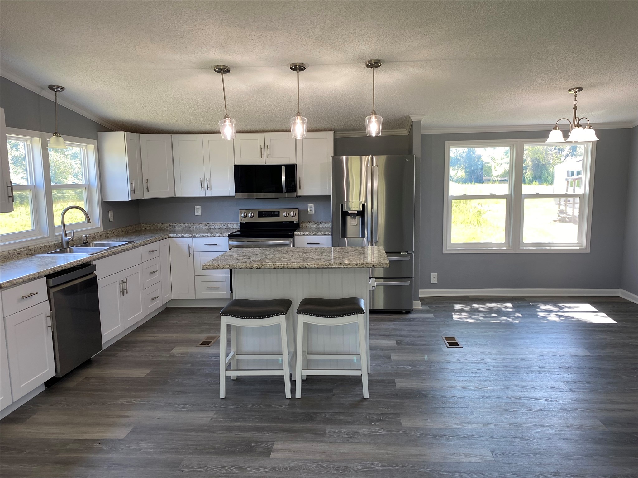 6115 S Highway 35 Property Photo 17