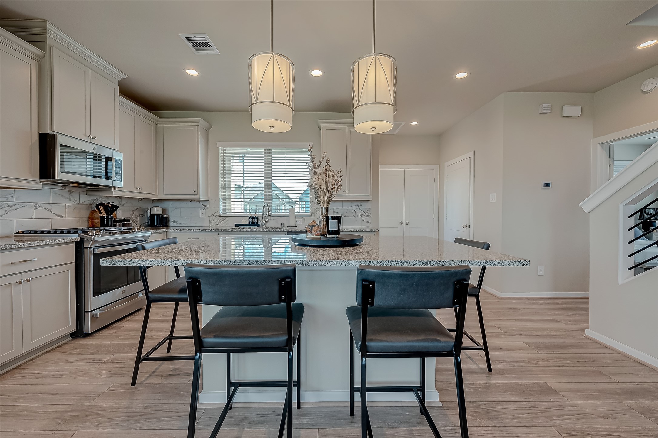 7659 Green Bulrush Way Property Photo 1