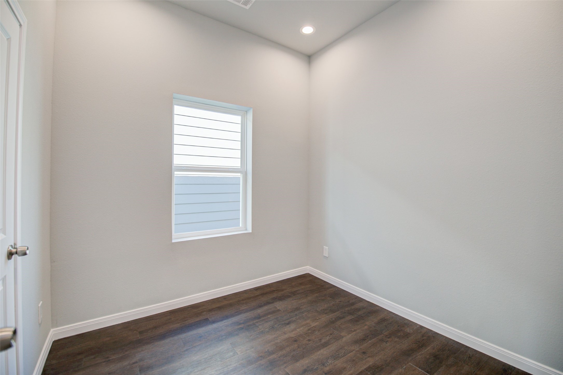 4945 Ambient Drive Property Photo 15