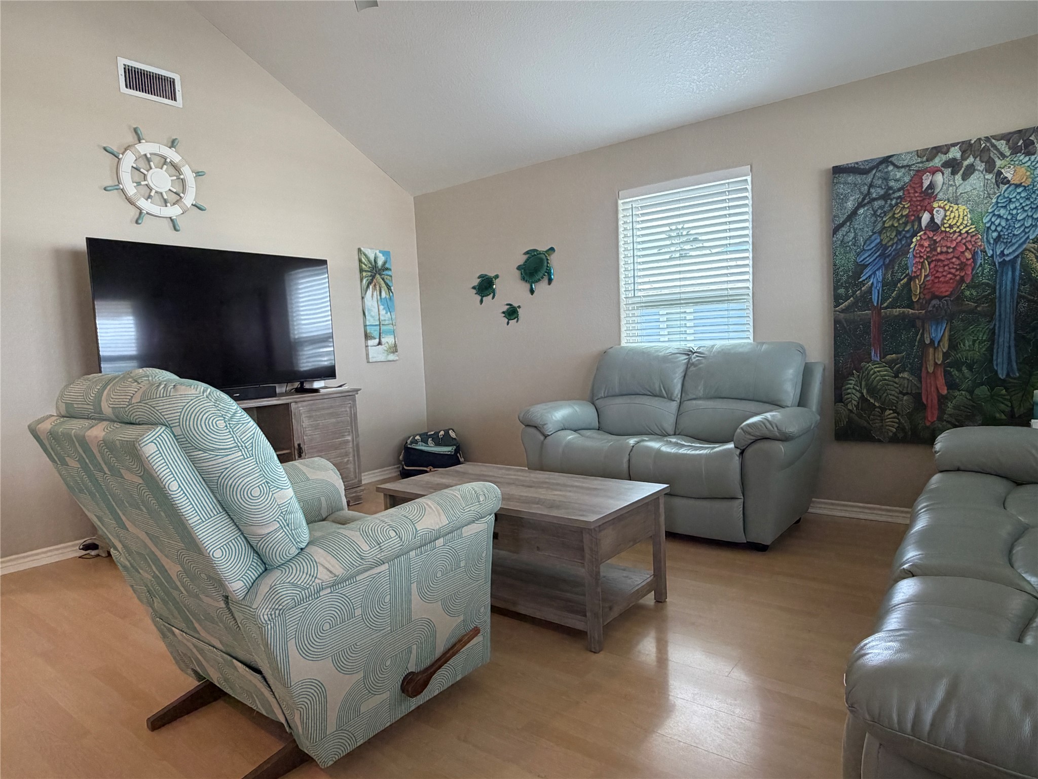 22020 Frio Drive Property Photo 10