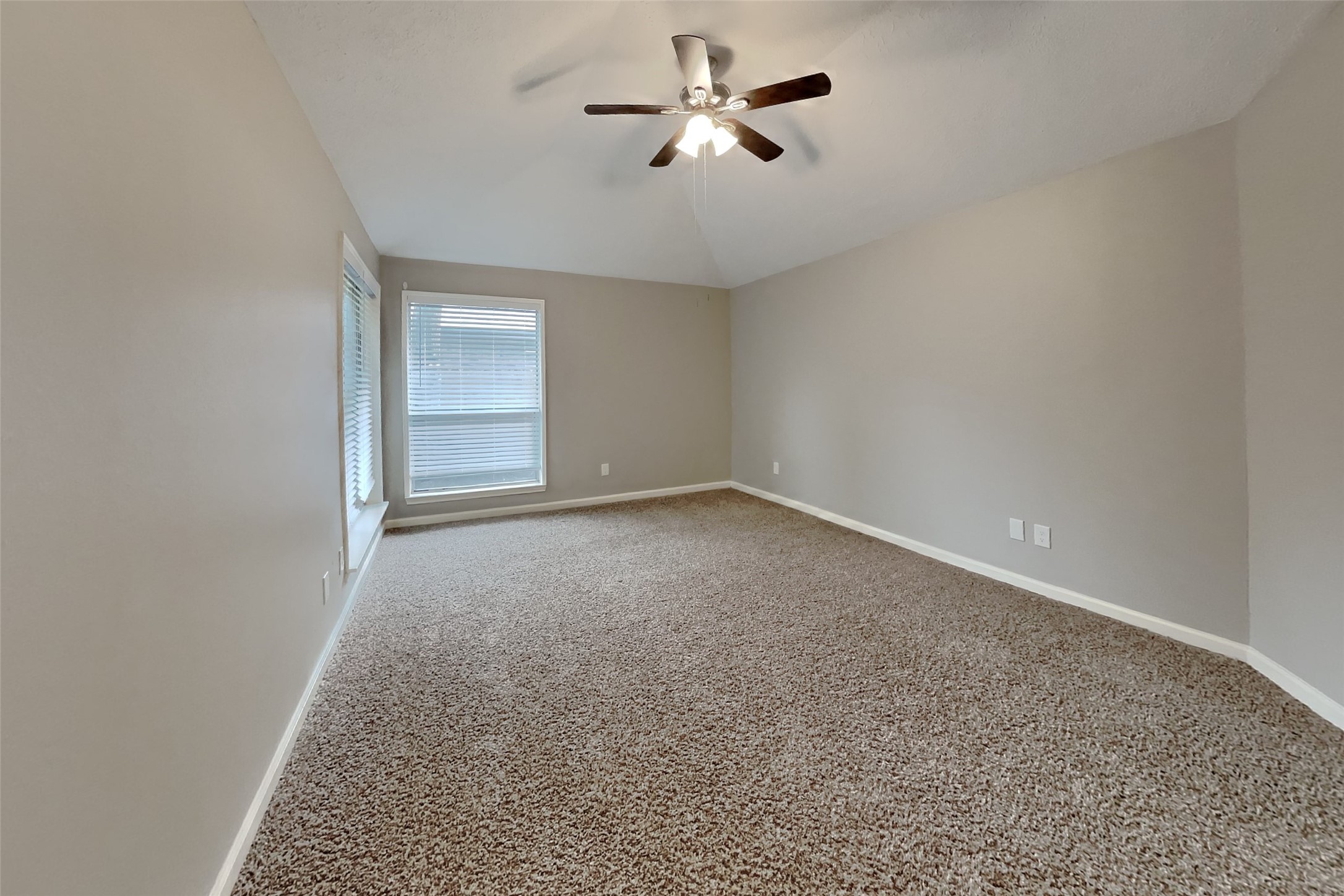 4935 Northfork Drive Property Photo 9