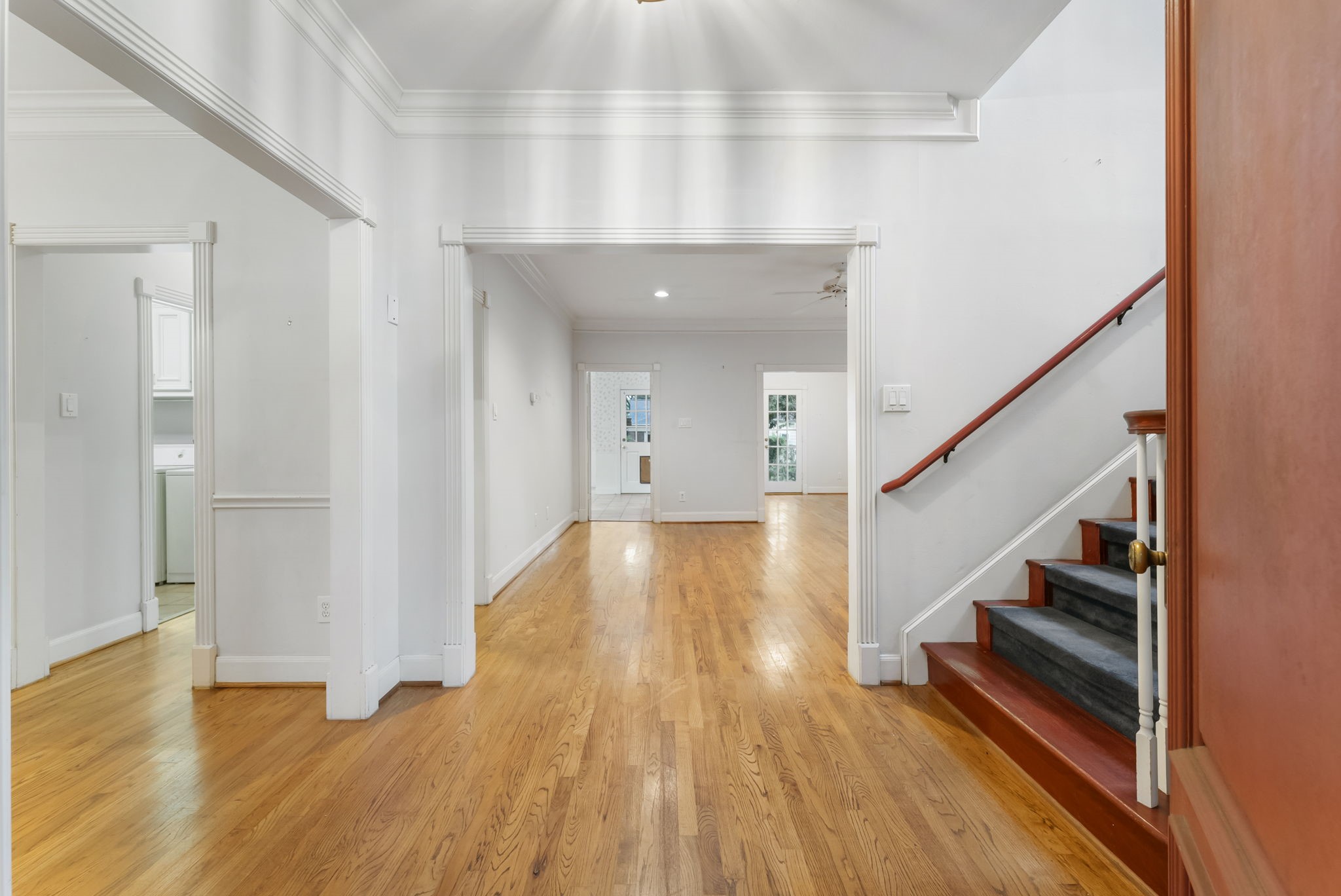 4034 Aberdeen Way Property Photo 4