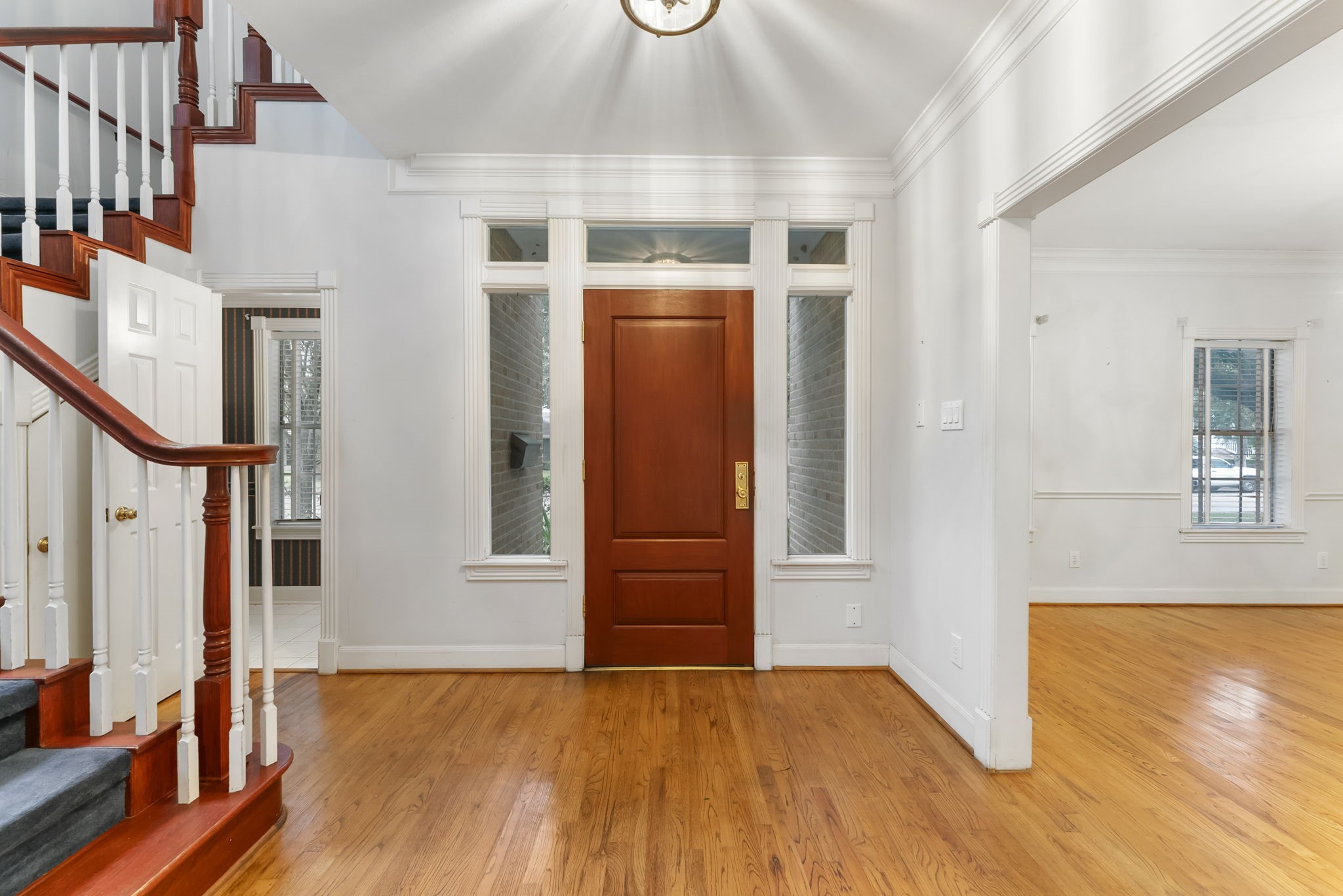 4034 Aberdeen Way Property Photo 5