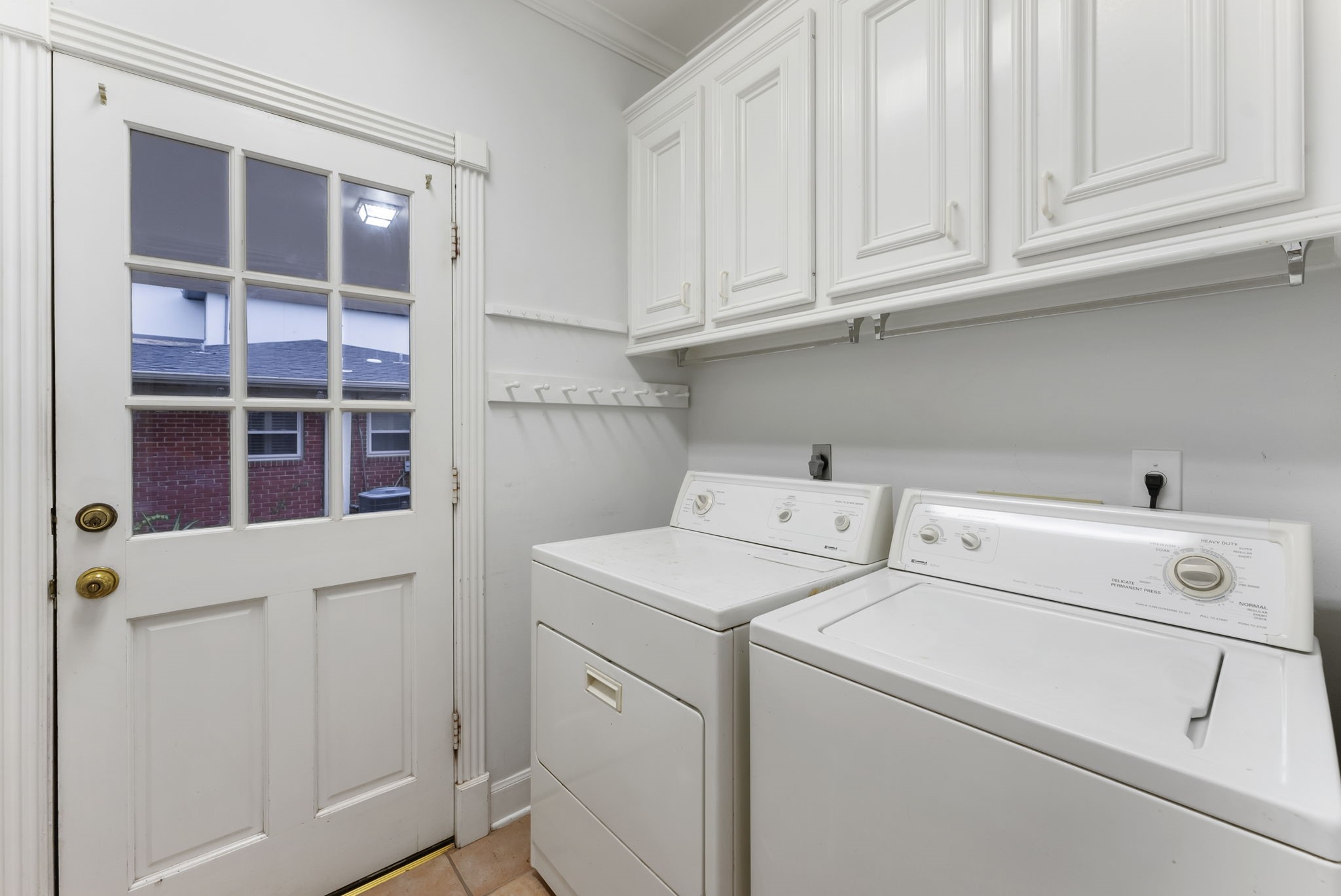 4034 Aberdeen Way Property Photo 12