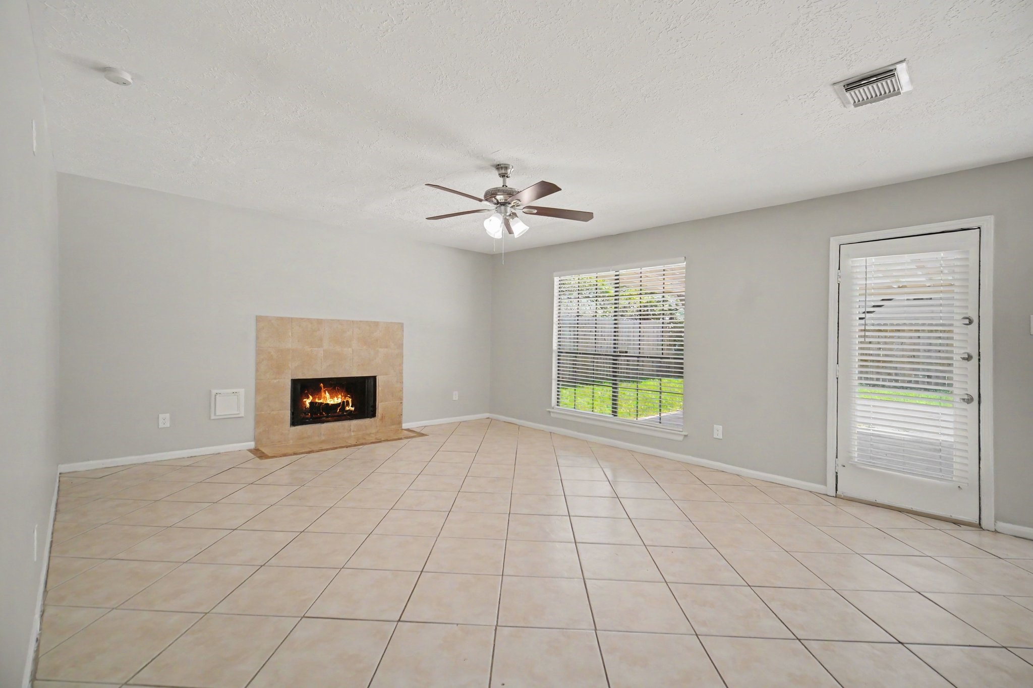 3615 Darnell Court Property Photo 12