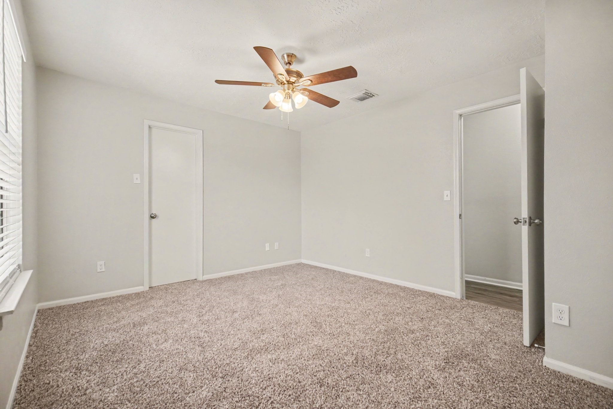3615 Darnell Court Property Photo 25