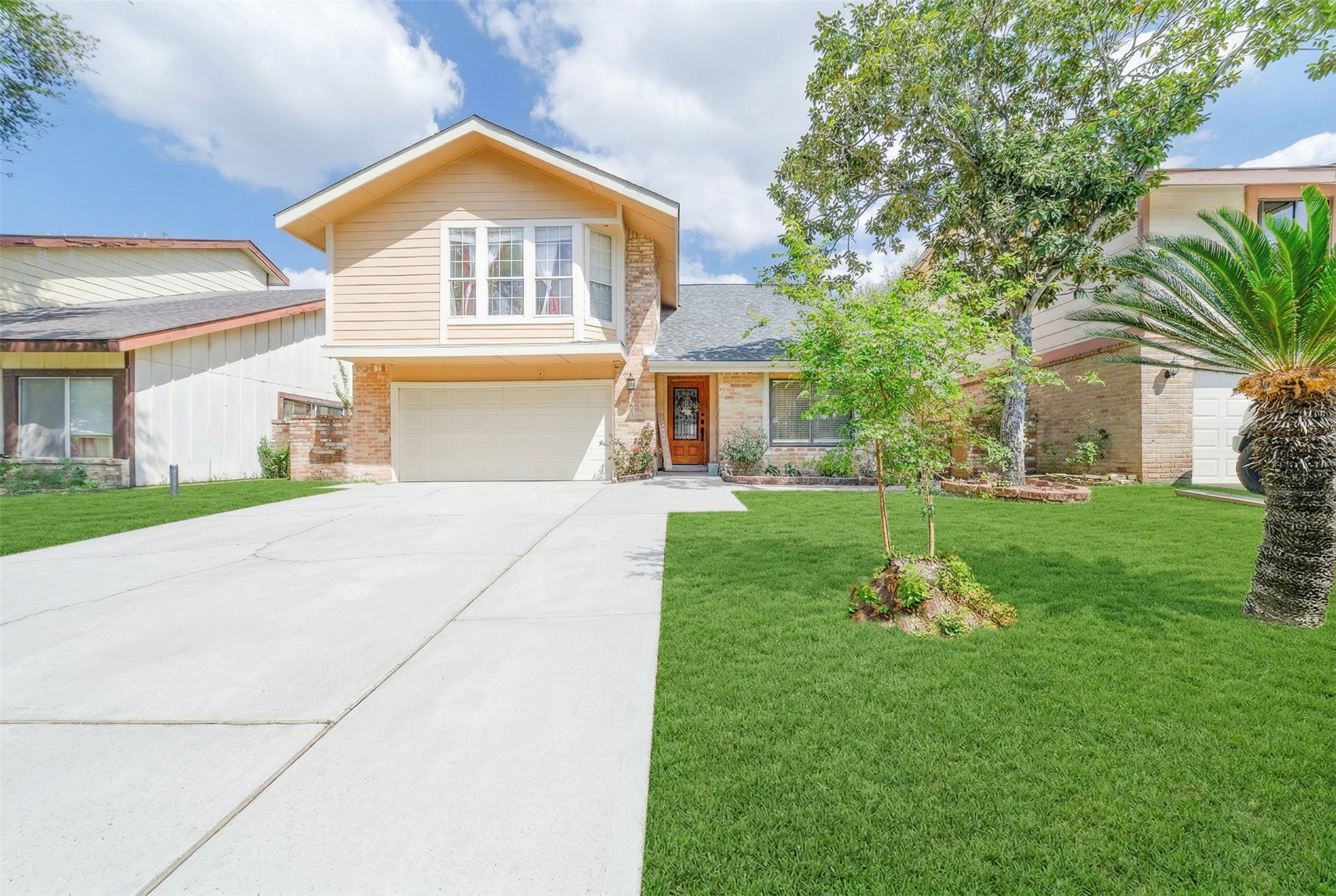 7711 Miller Glen Lane Property Photo 1