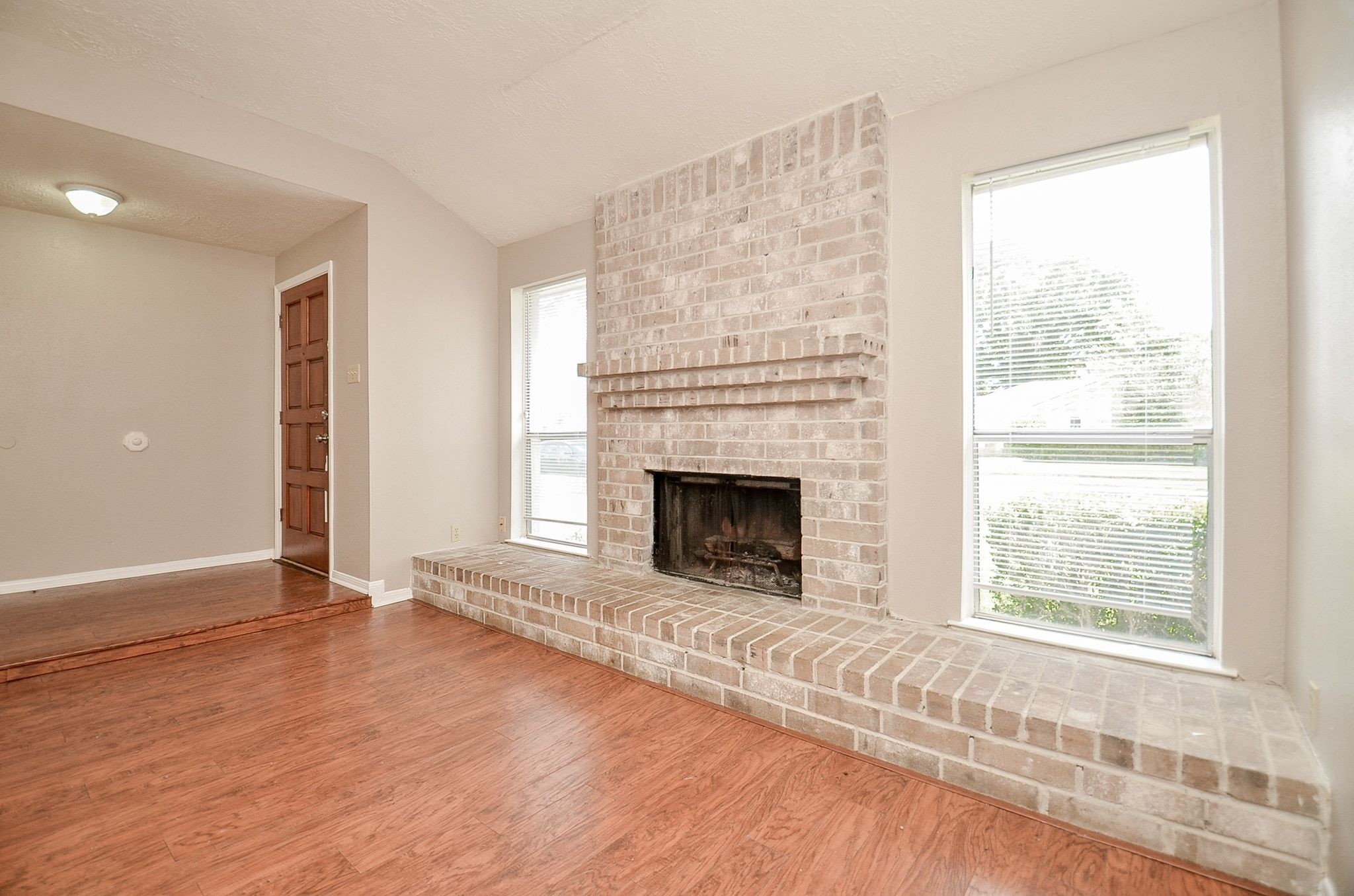 1210 Strawberry Park Lane Property Photo 6