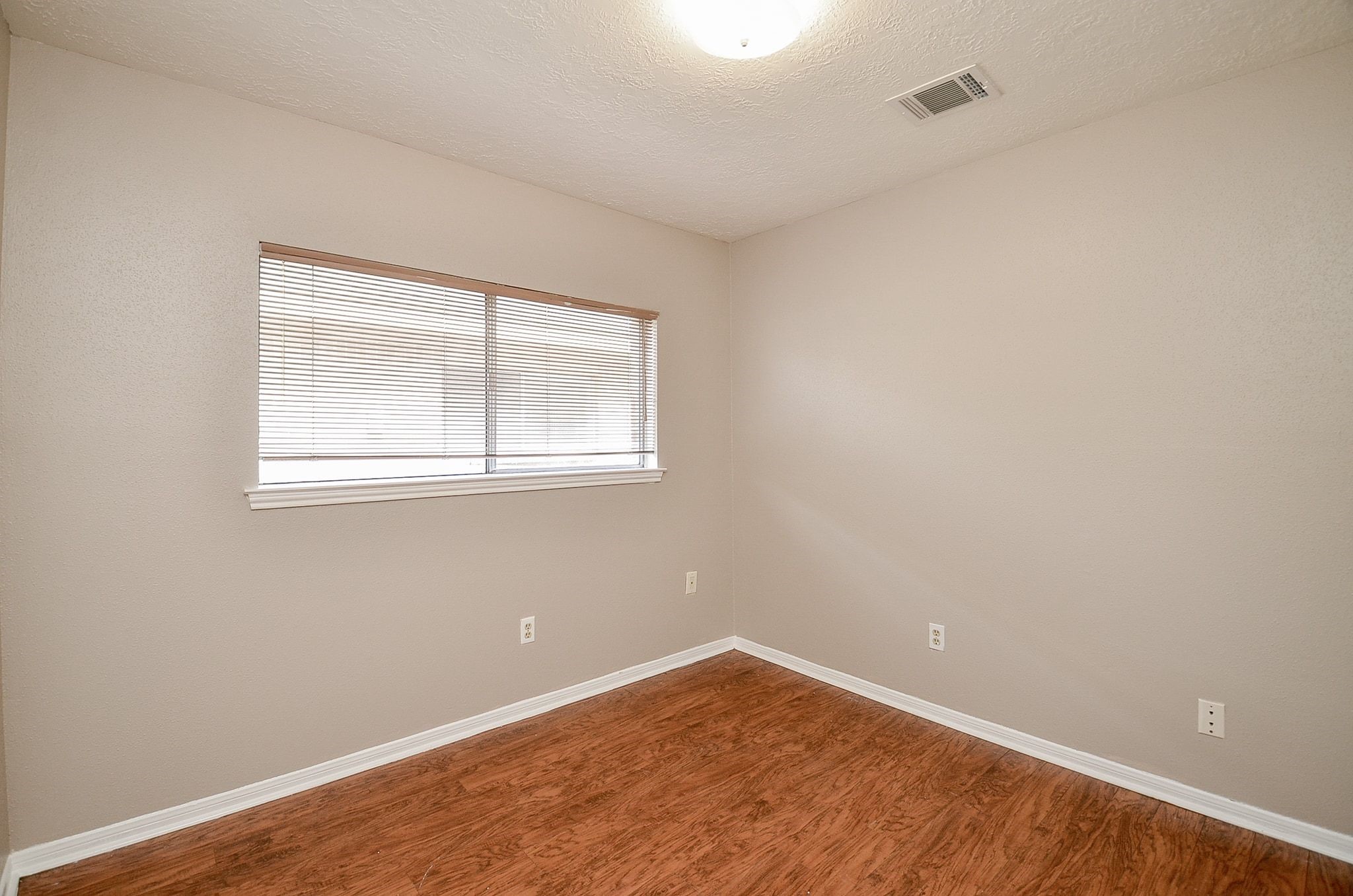 1210 Strawberry Park Lane Property Photo 23
