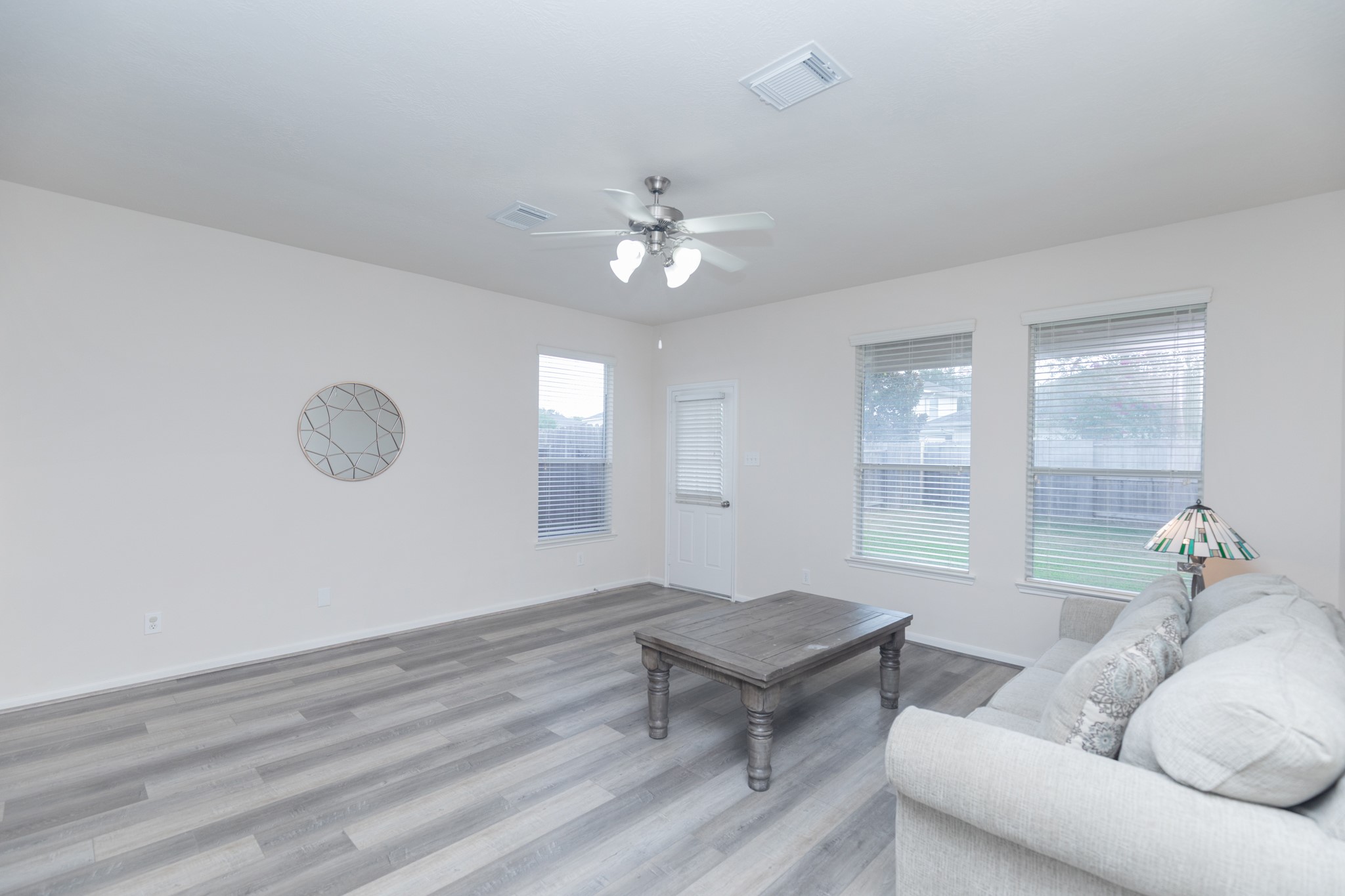 7335 Jacobs Well Property Photo 11