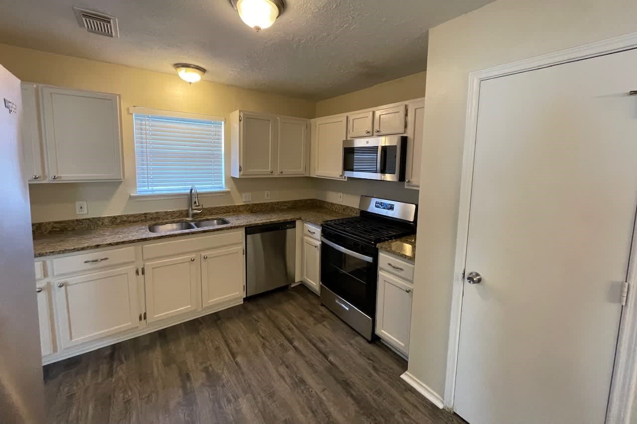 7134 Cheshire Park Road Property Photo 4