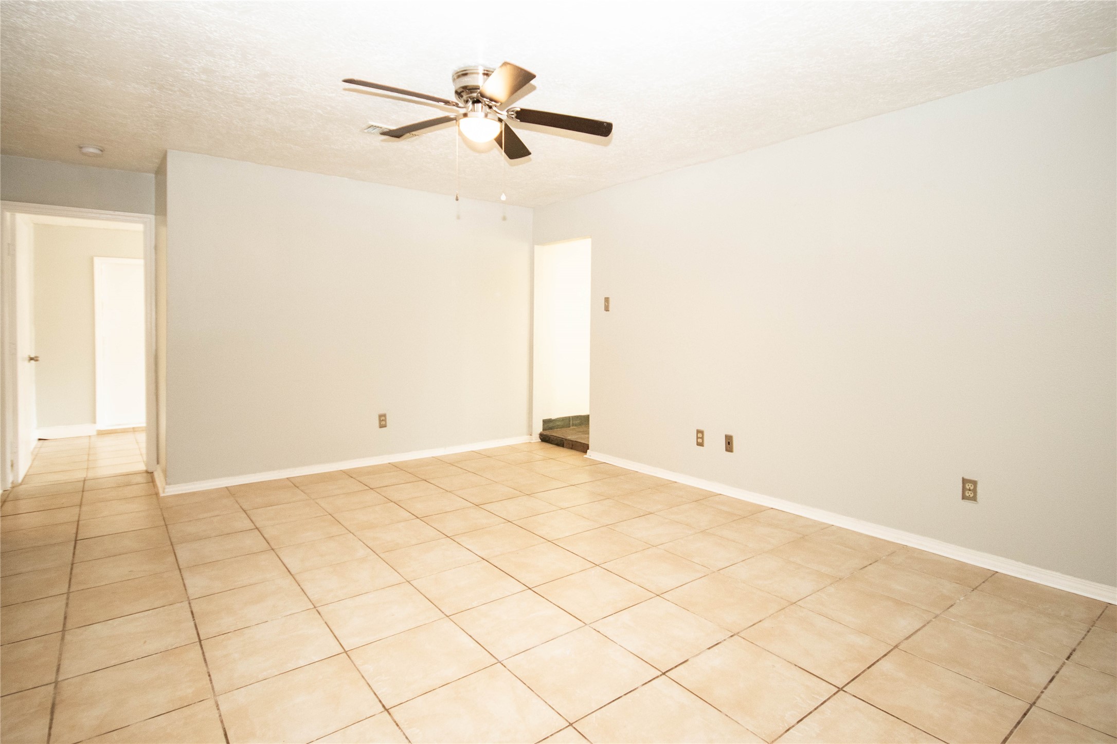 10902 Mosscrest Drive Property Photo 10