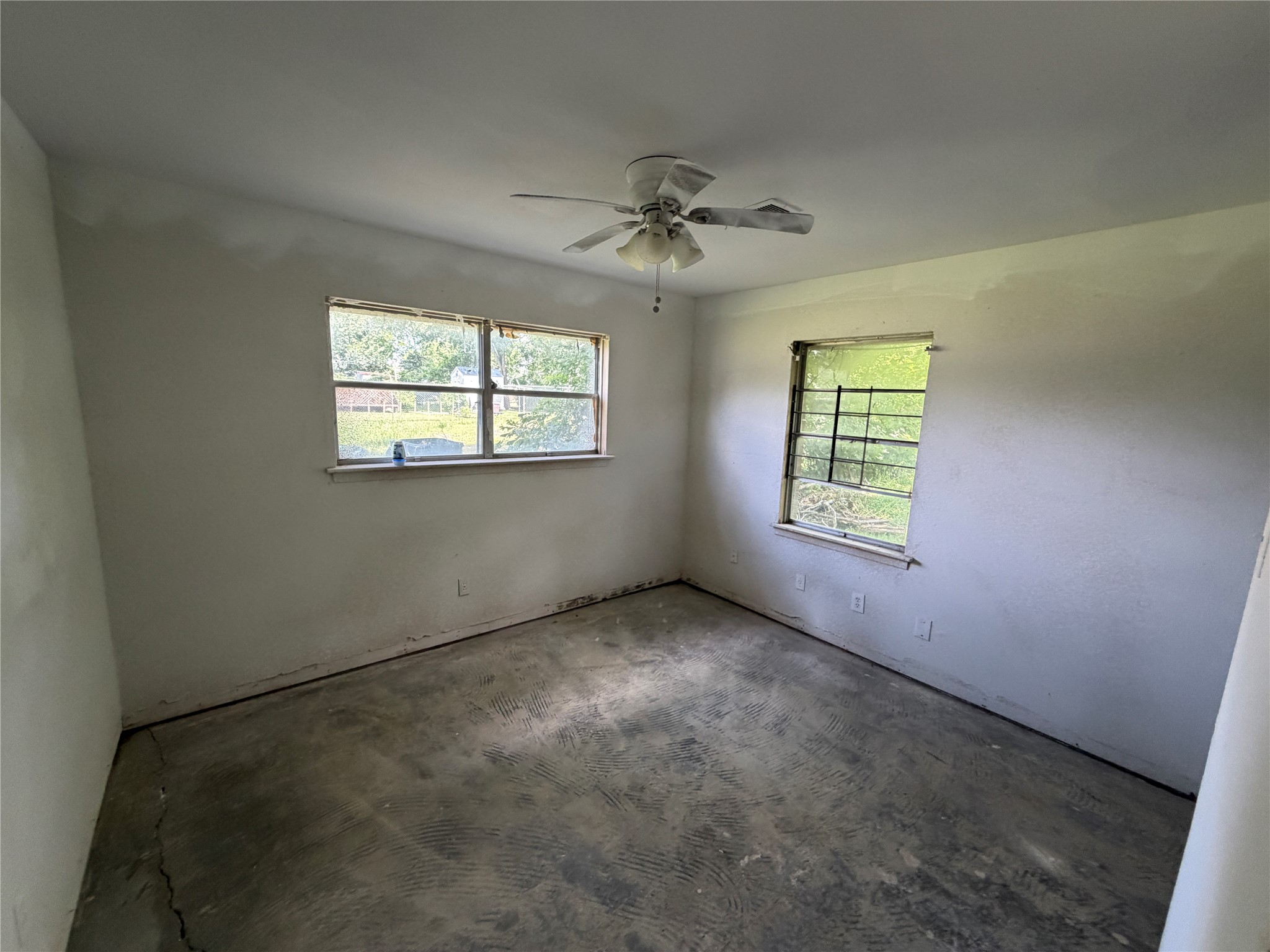 5230 Greylog Drive Property Photo 9