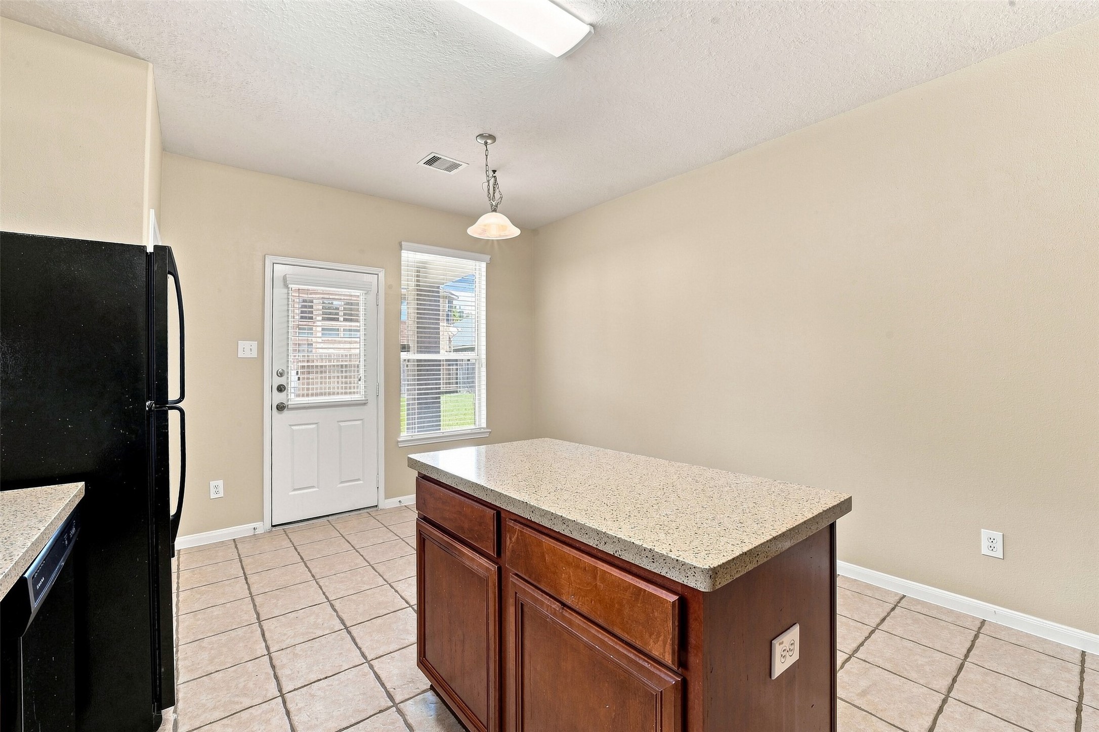 16726 Vivian Point Lane Property Photo 13
