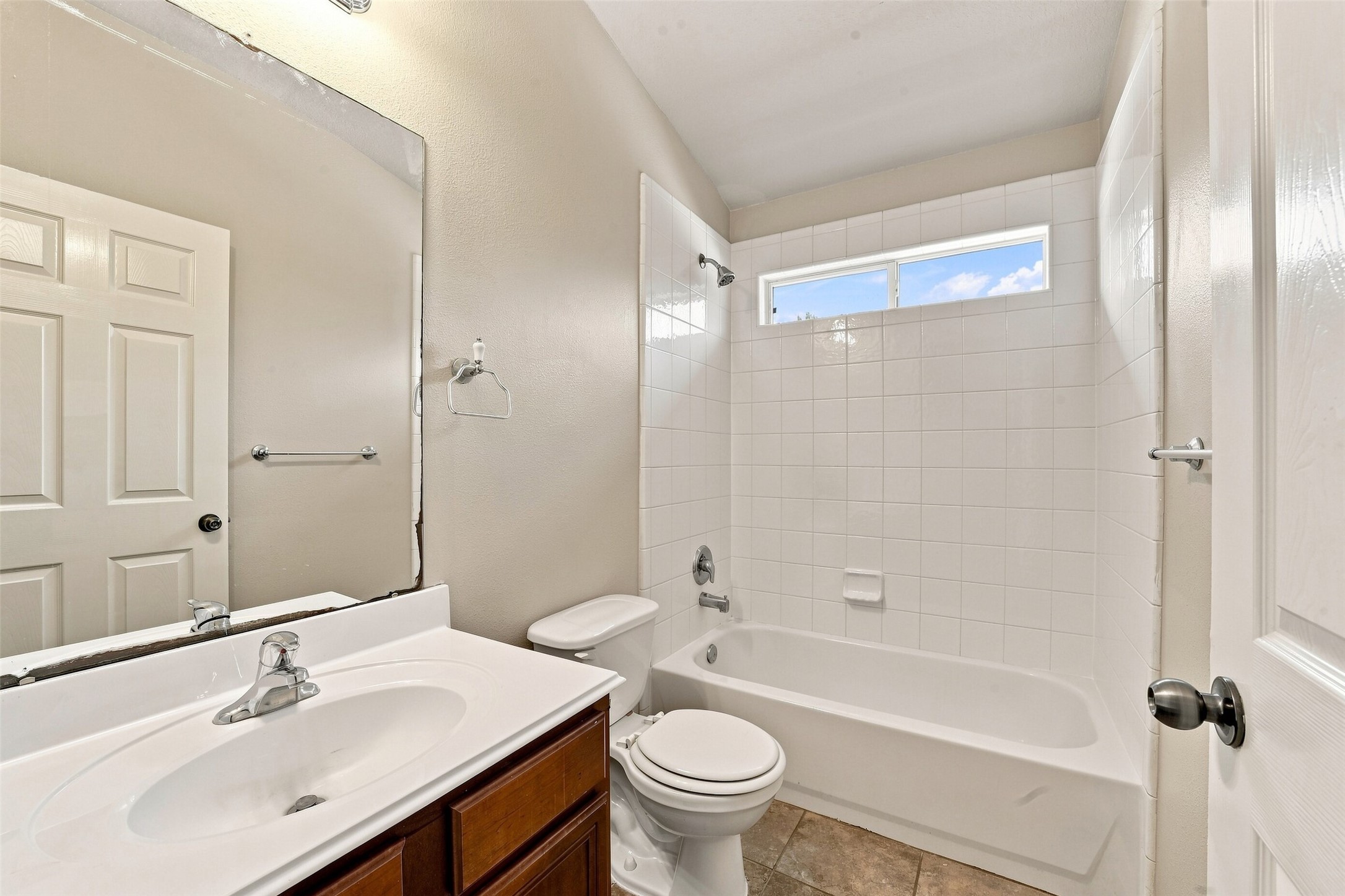 16726 Vivian Point Lane Property Photo 31