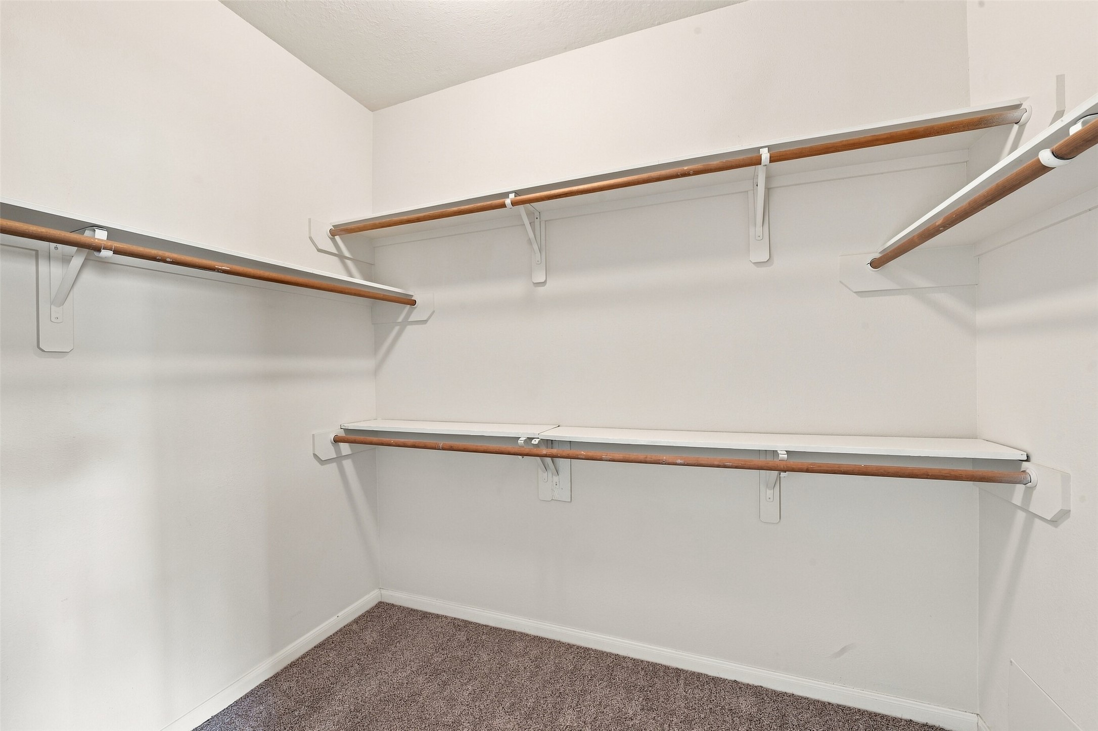 16726 Vivian Point Lane Property Photo 37