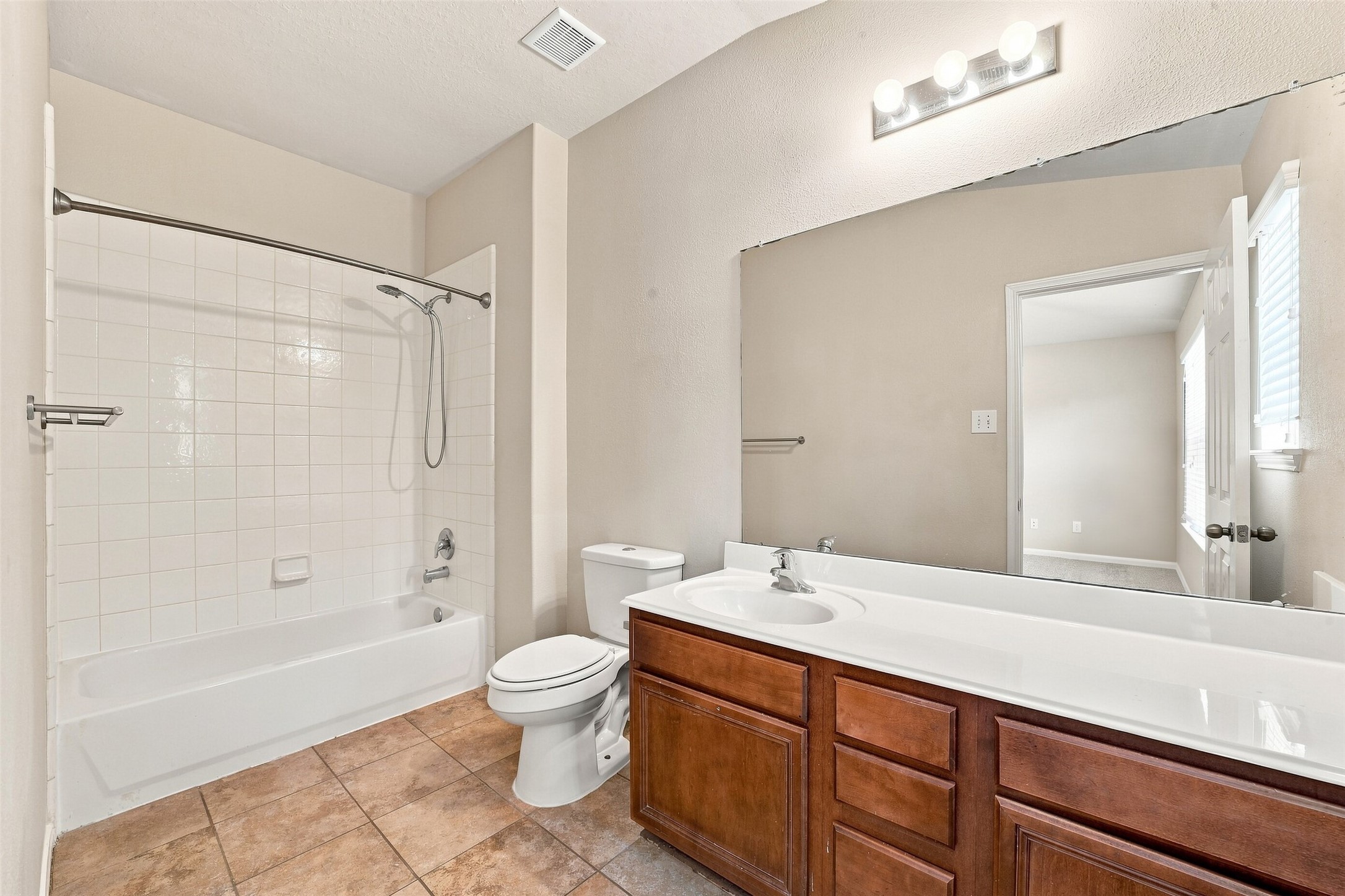 16726 Vivian Point Lane Property Photo 38