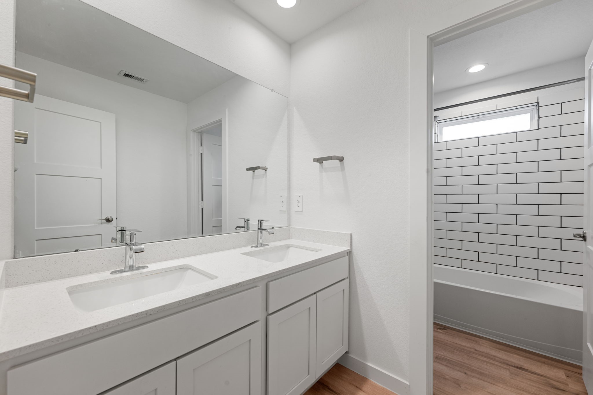 14019 Valley Creek Court Property Photo 18