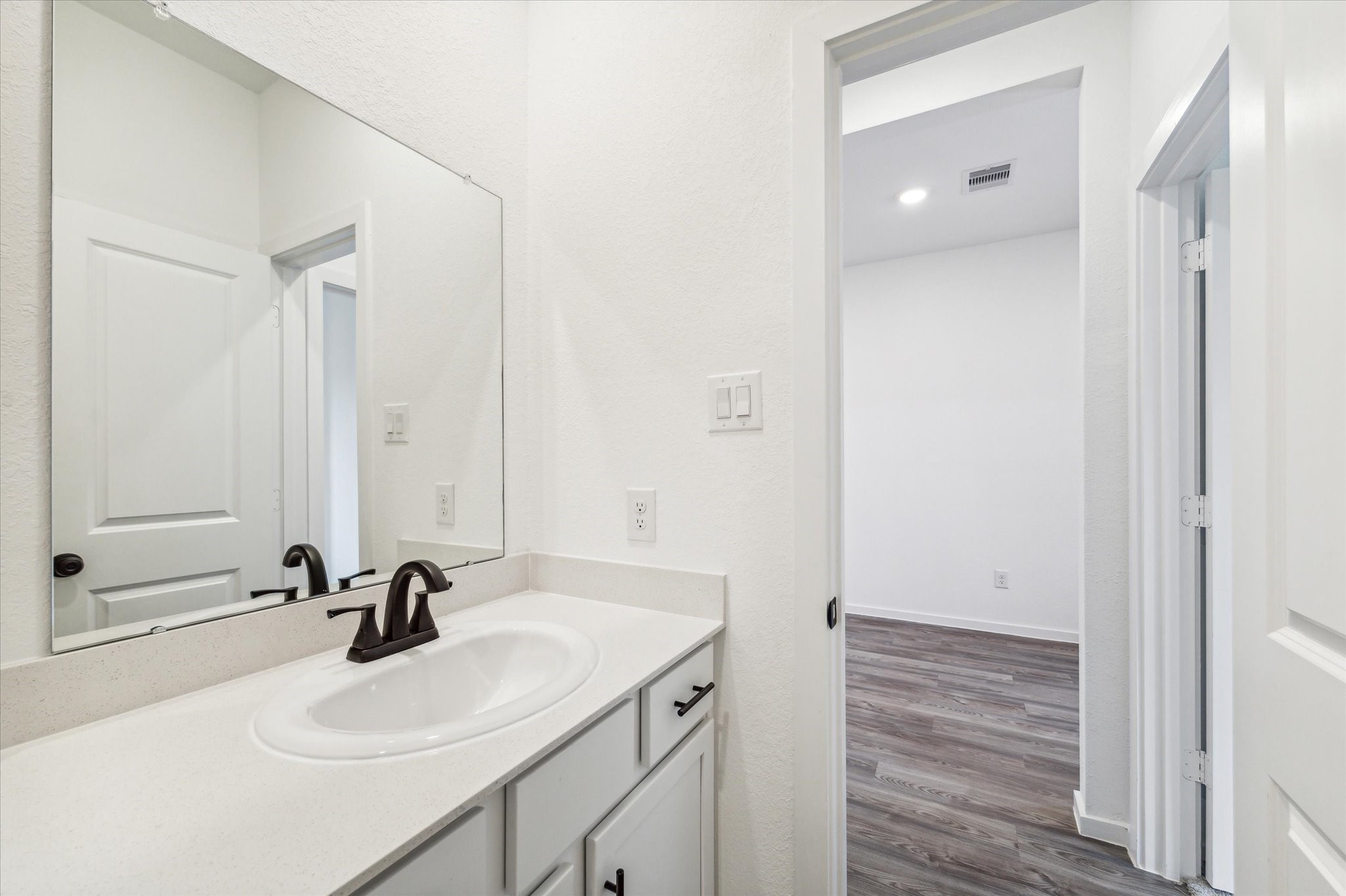 8206 Boundary Waters Drive Property Photo 17