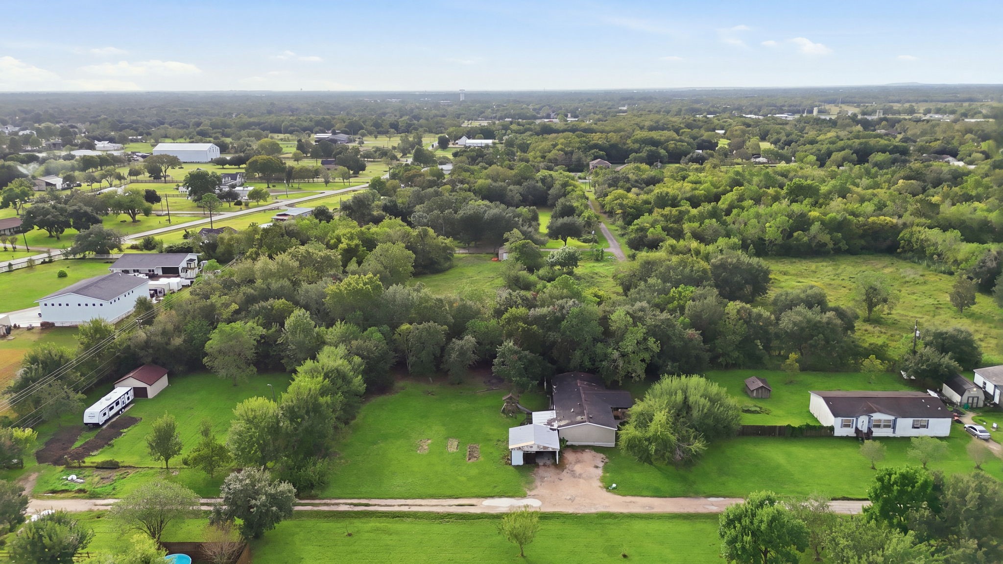 17815 County Road 127 Property Photo 4