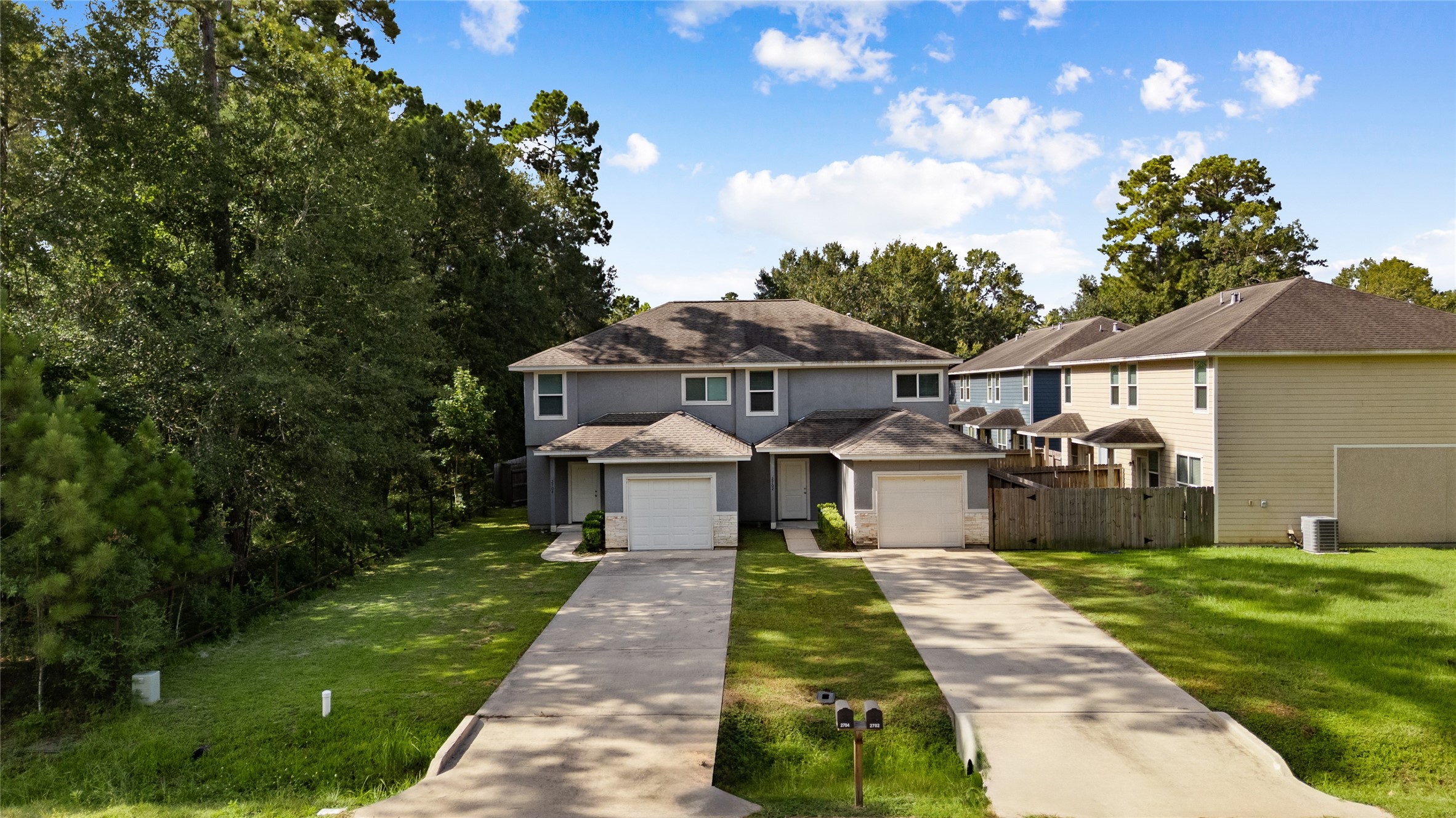 2704 Appian Way Property Photo 1