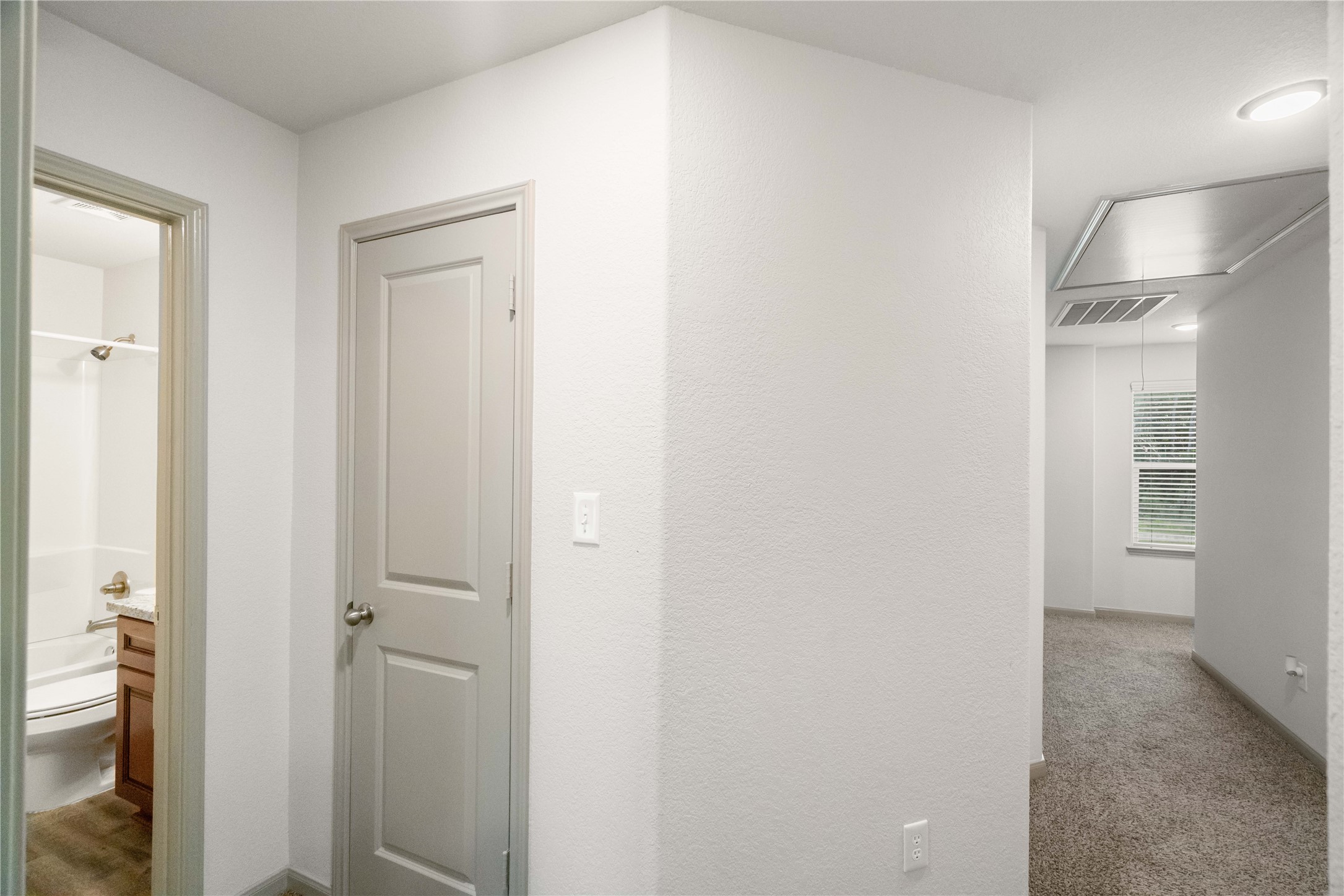 2704 Appian Way Property Photo 13