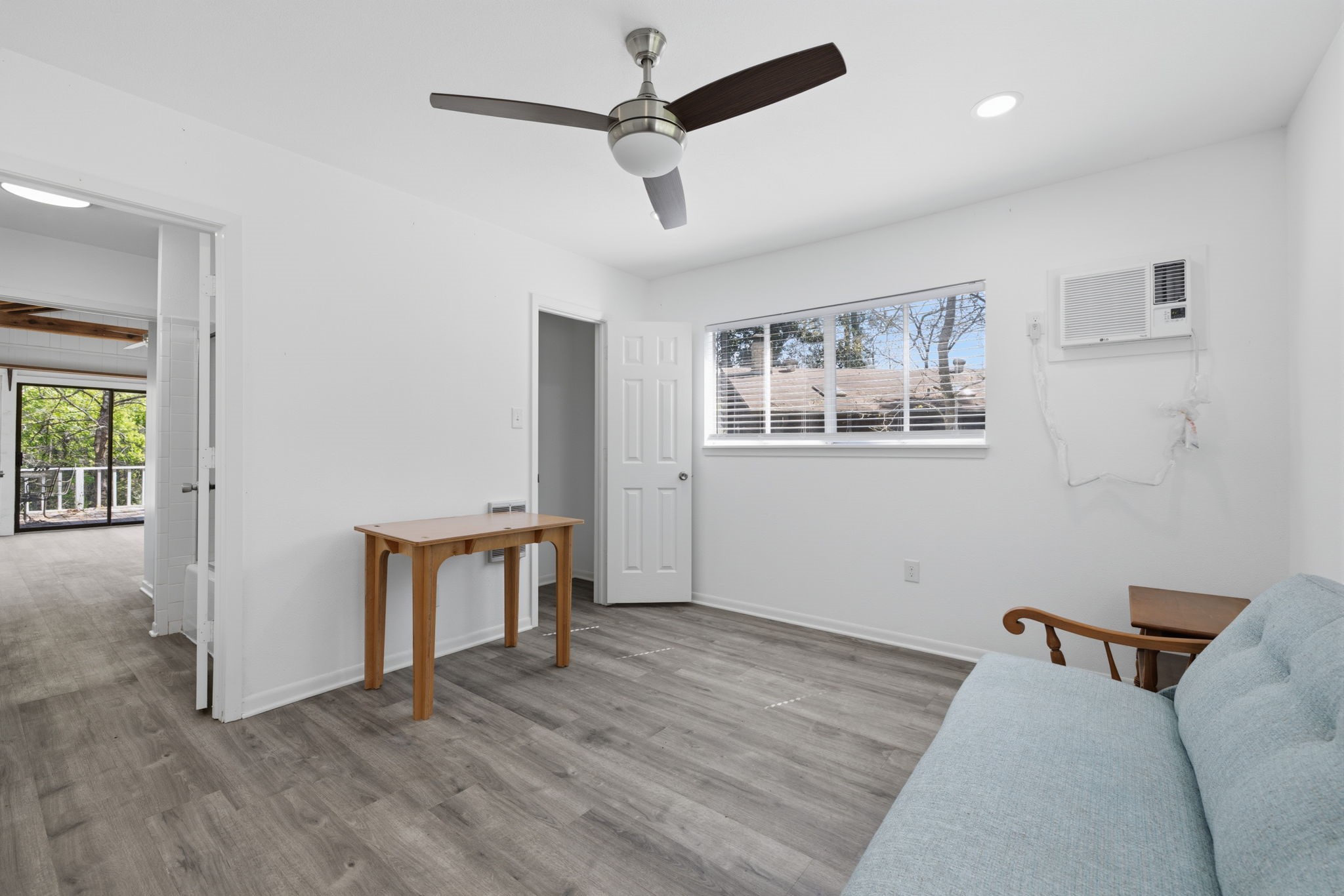 400 Driftwood Drive Property Photo 15