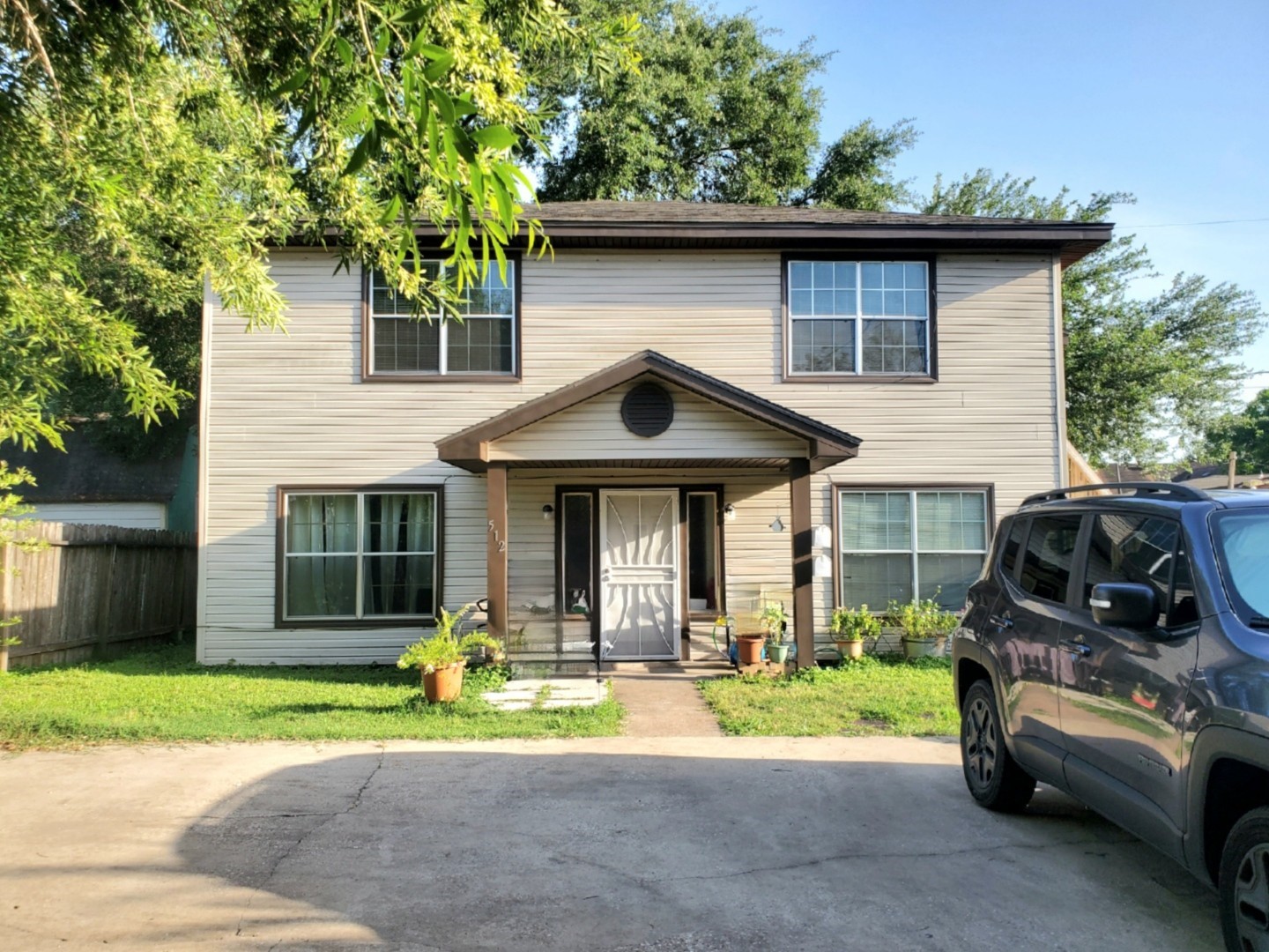 512 Avenue A Property Photo 1