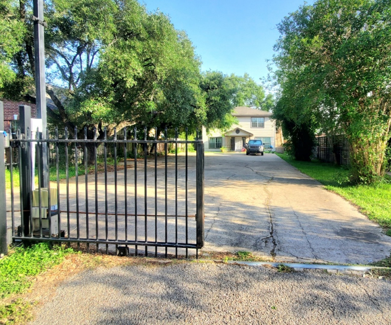 512 Avenue A Property Photo 17