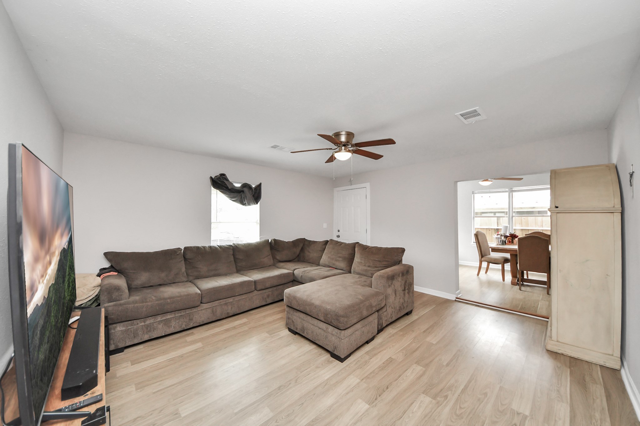 10118 Norvic Street Property Photo 4