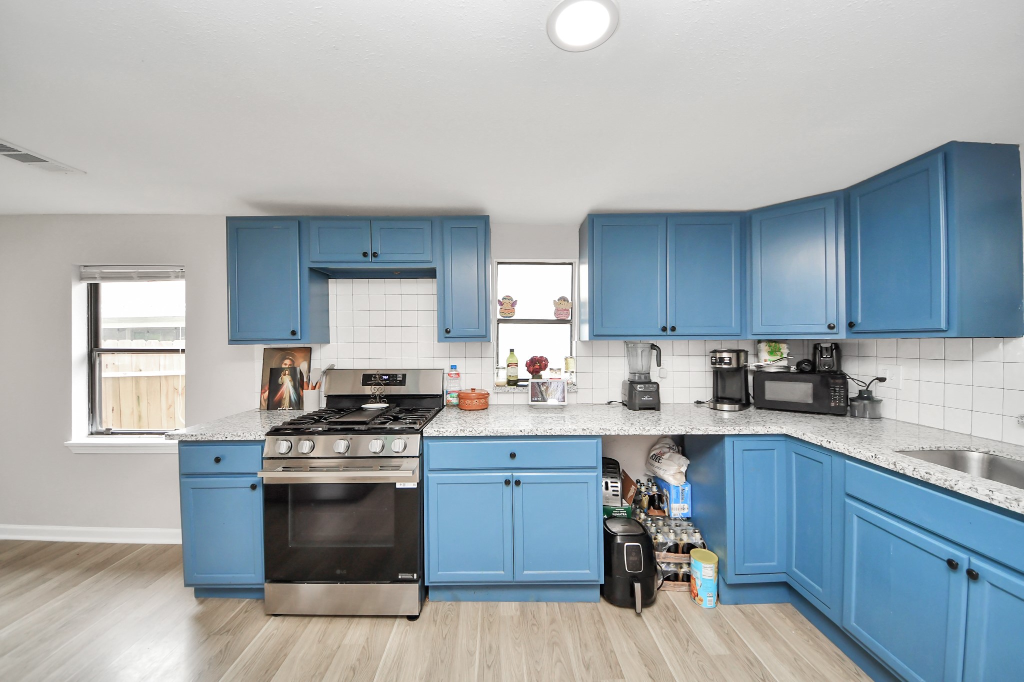 10118 Norvic Street Property Photo 11