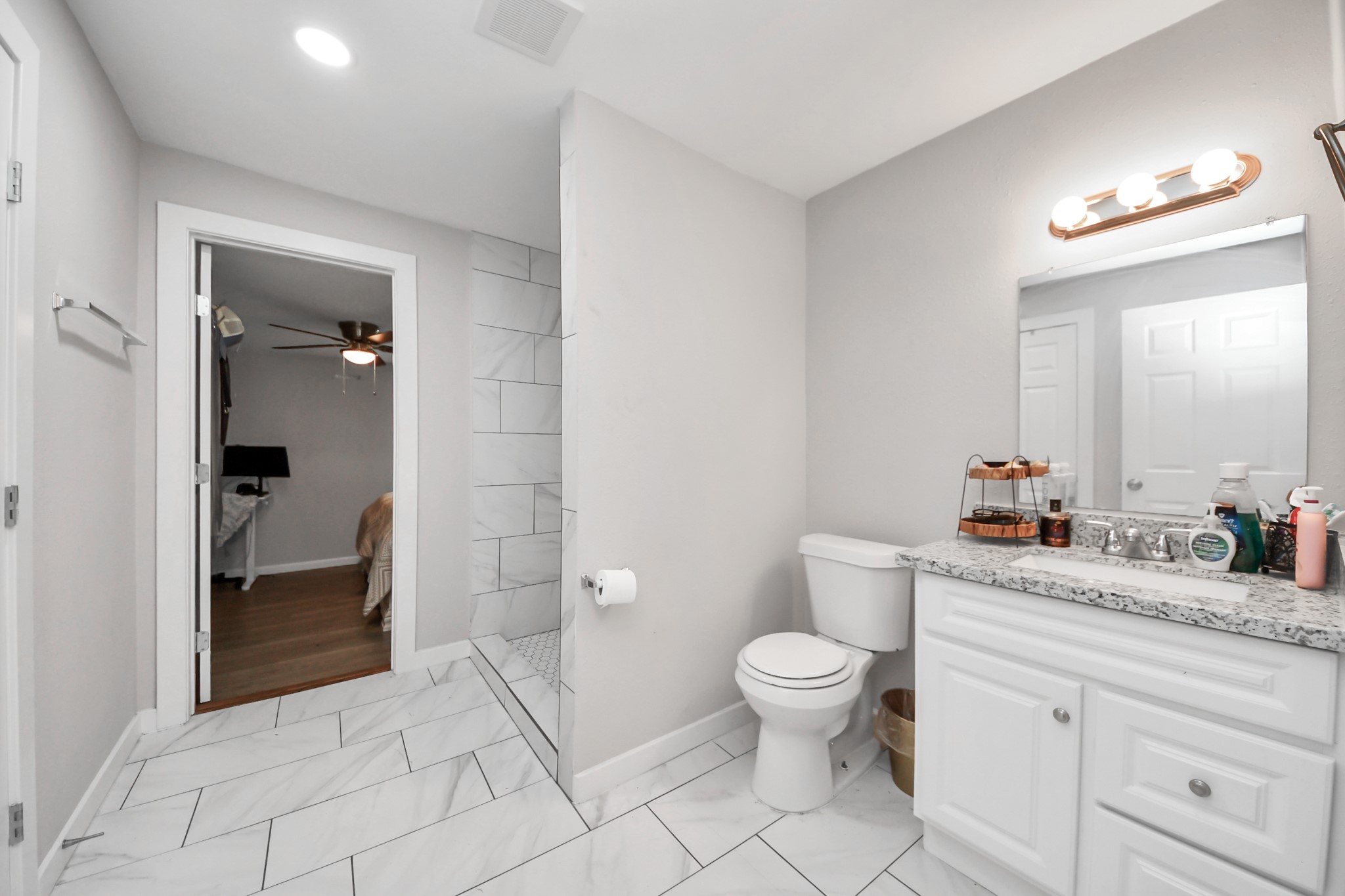 10118 Norvic Street Property Photo 17