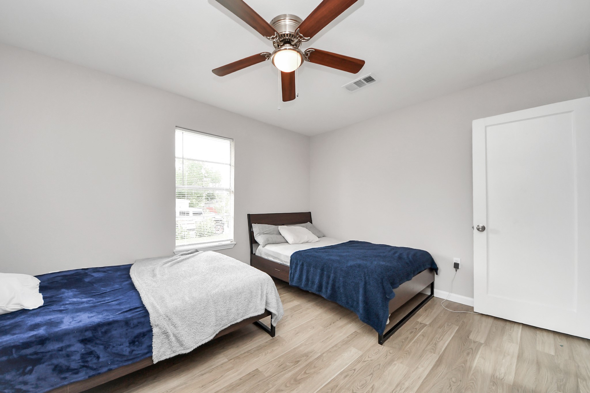 10118 Norvic Street Property Photo 25