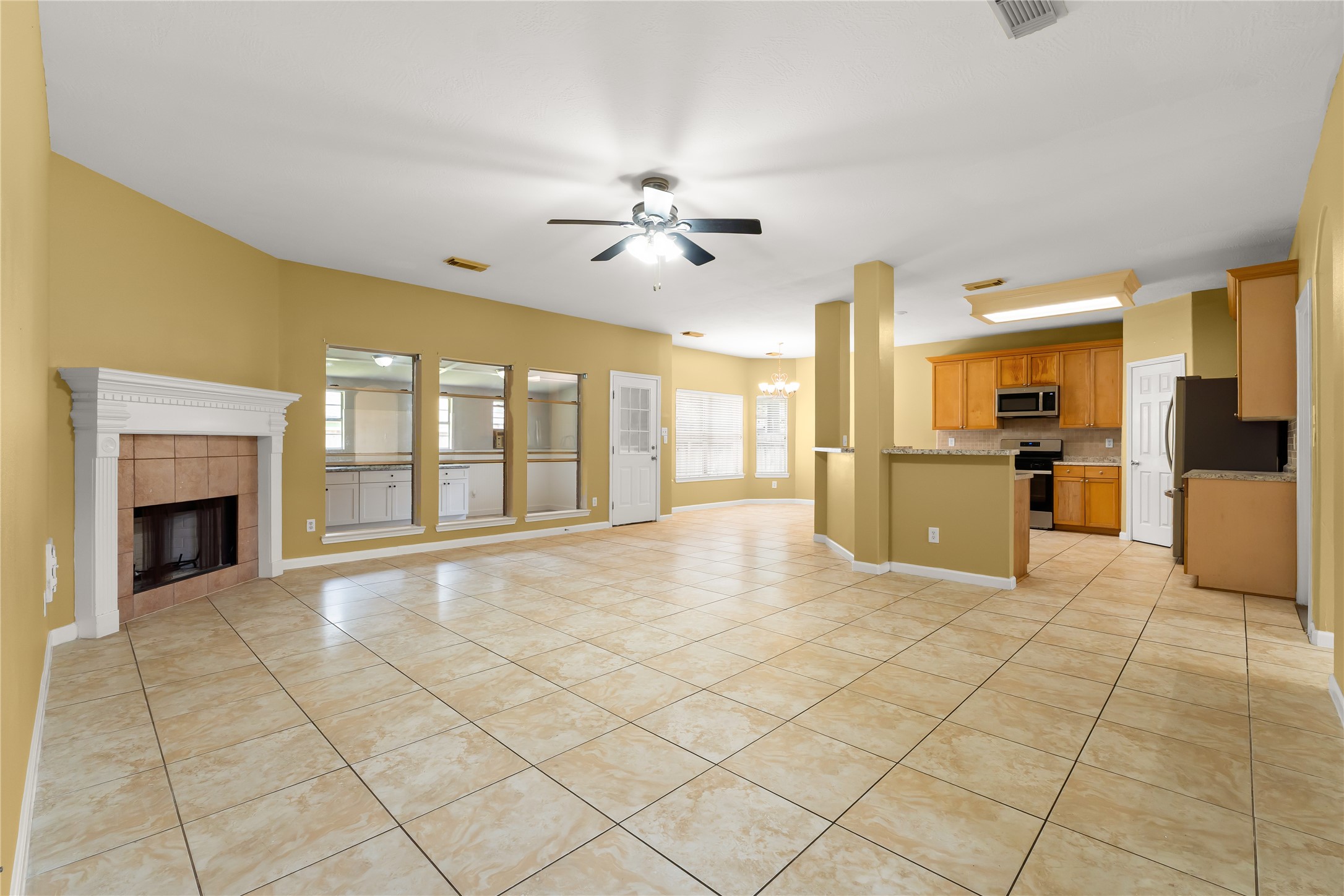 4111 Surreydon Drive Property Photo 11