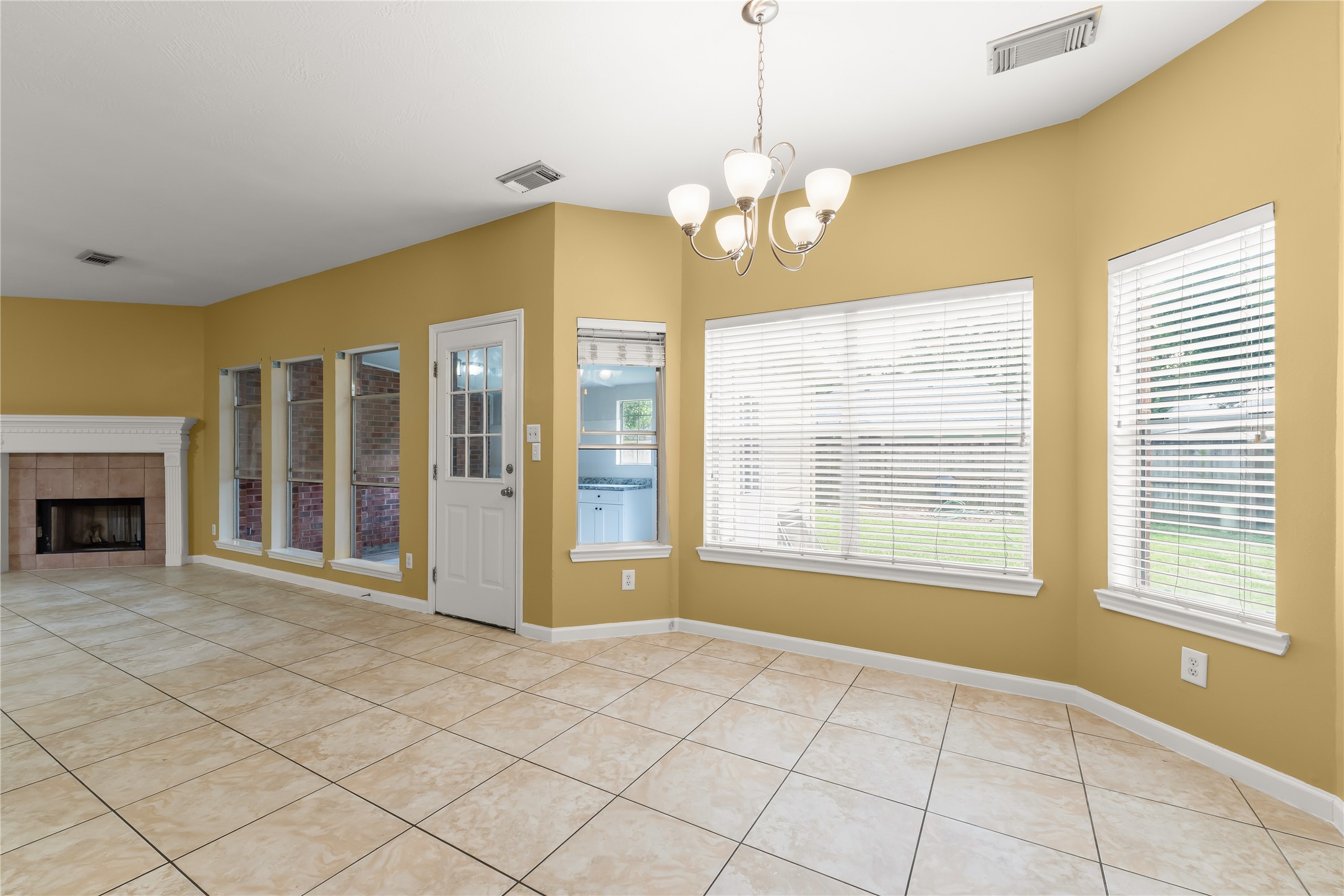 4111 Surreydon Drive Property Photo 17