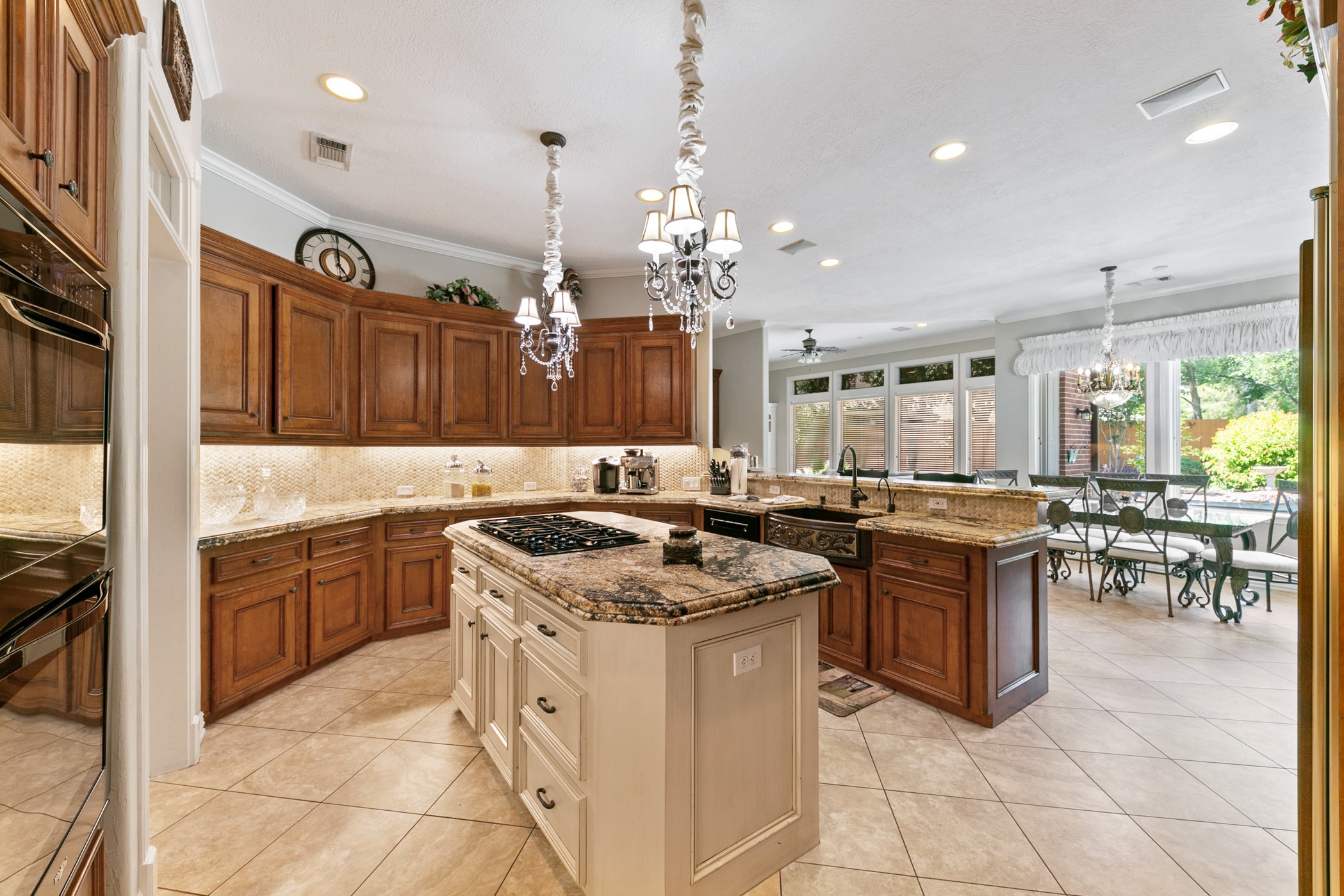 13915 Springmint Drive Property Photo 12