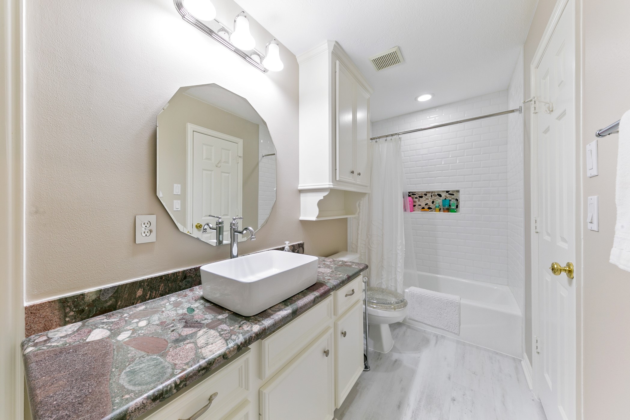 13915 Springmint Drive Property Photo 31