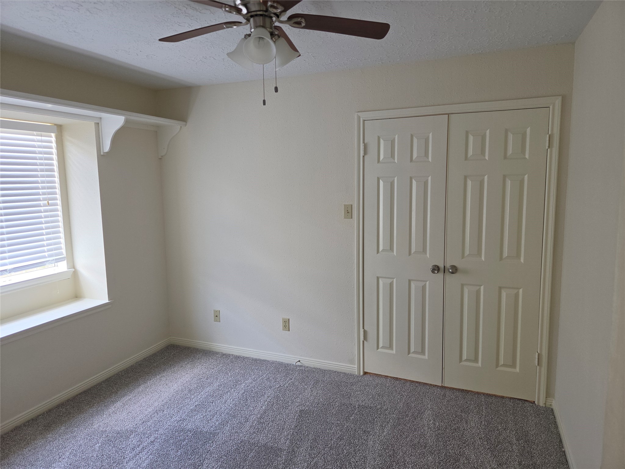 15114 Farndale Drive Property Photo 13