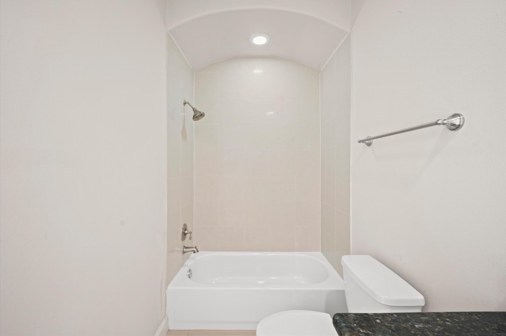 2710 Arabelle Grove Property Photo 21
