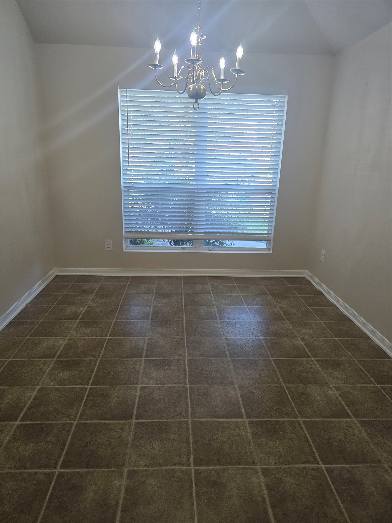 10319 Moonset Lane Property Photo 5