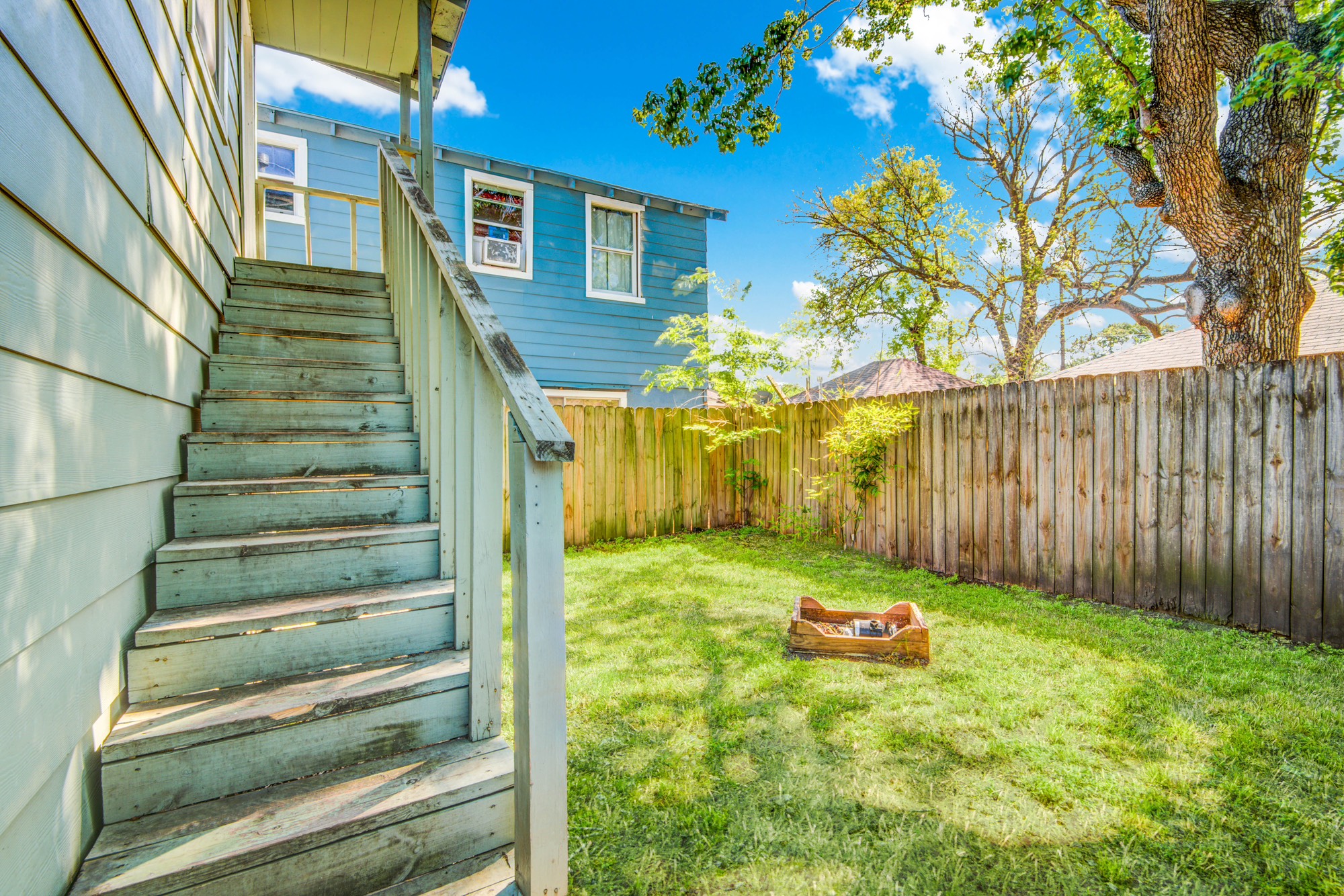 206 Frawley Street B Property Photo 6