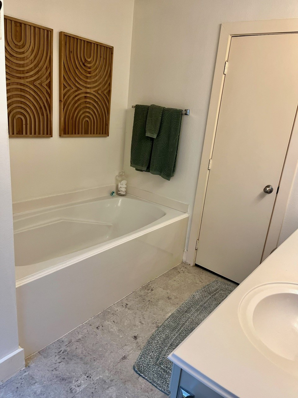 6118 Spruce Bough Court Property Photo 15