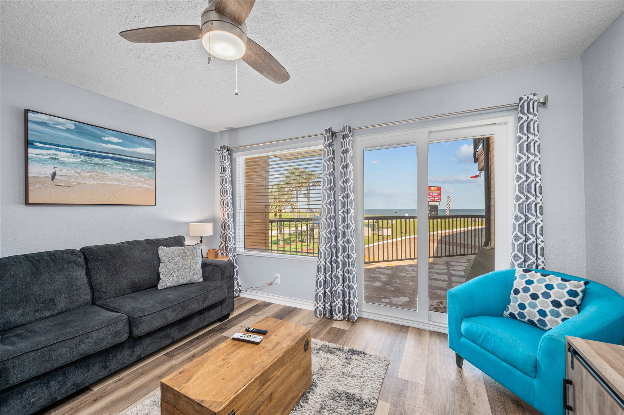 9520 Seawall Boulevard 108 Property Photo 4