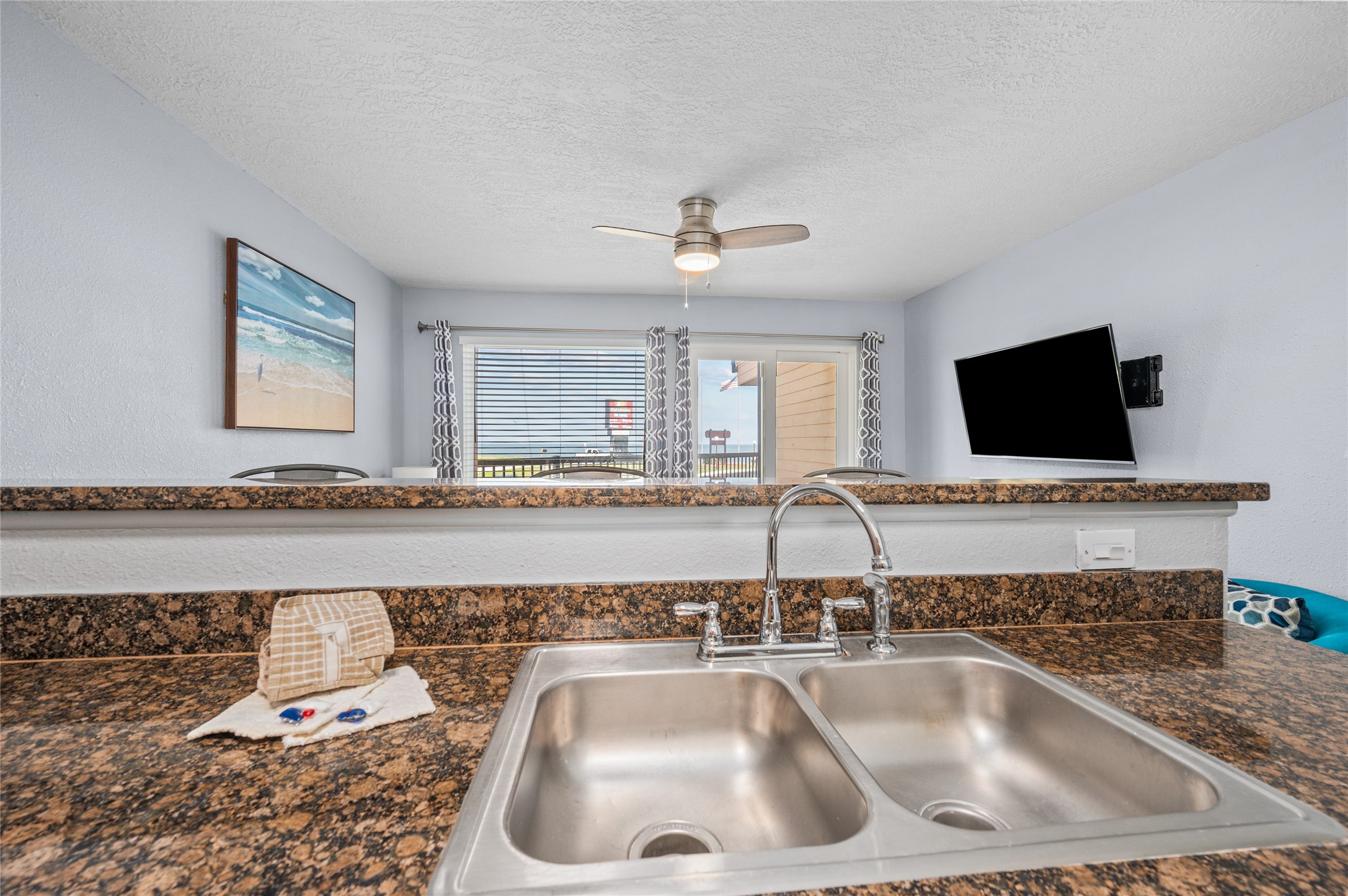 9520 Seawall Boulevard 108 Property Photo 17